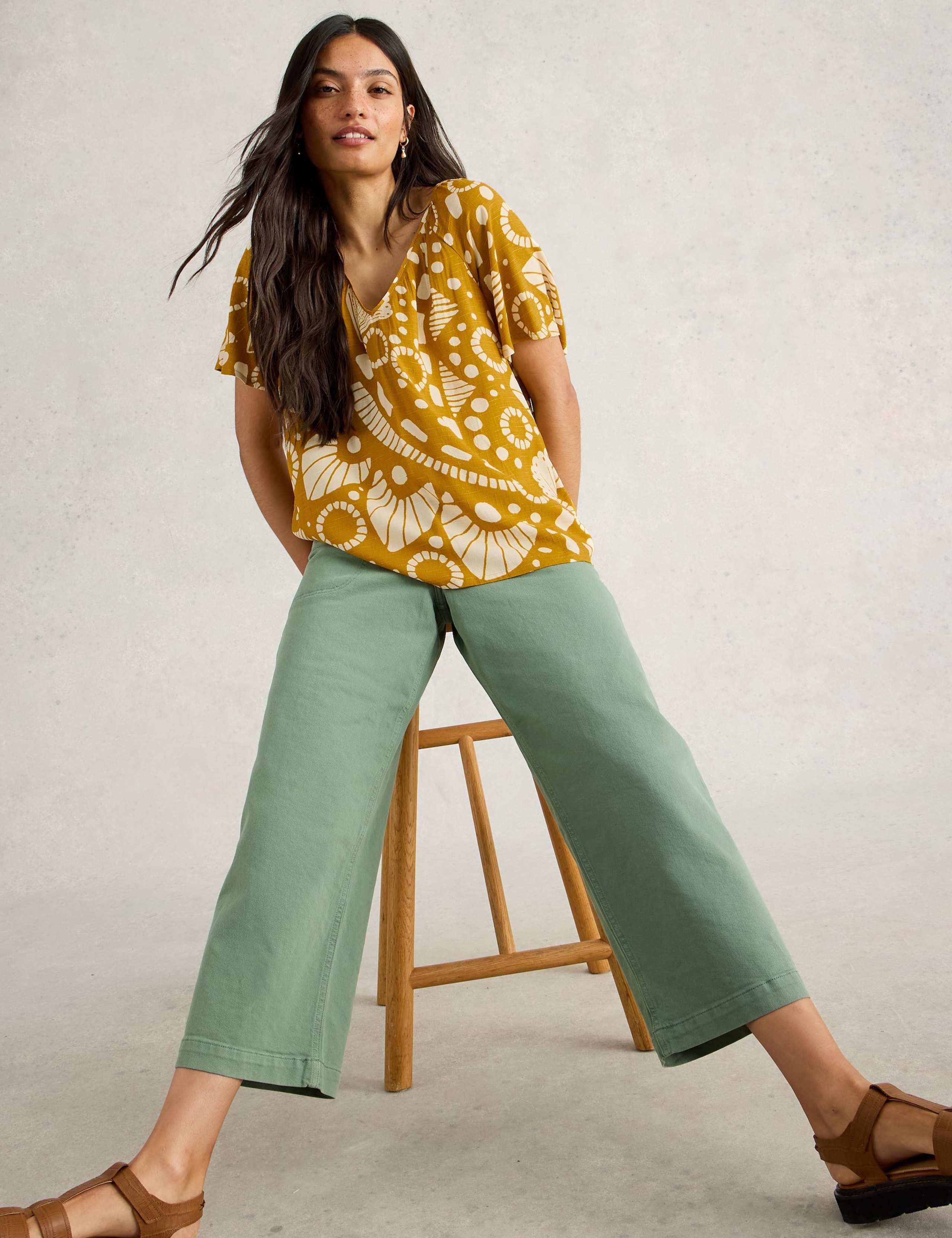 Printed V-Neck Top 5 of 6