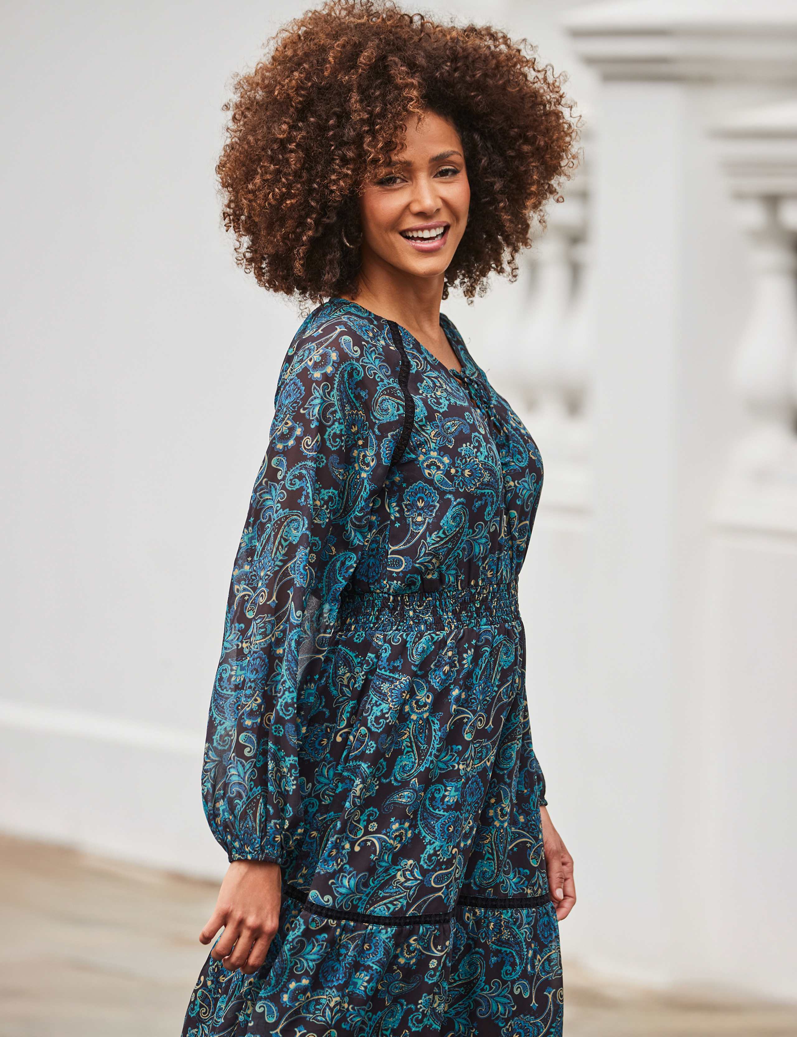 Paisley V-Neck Knee Length Skater Dress 5 of 6