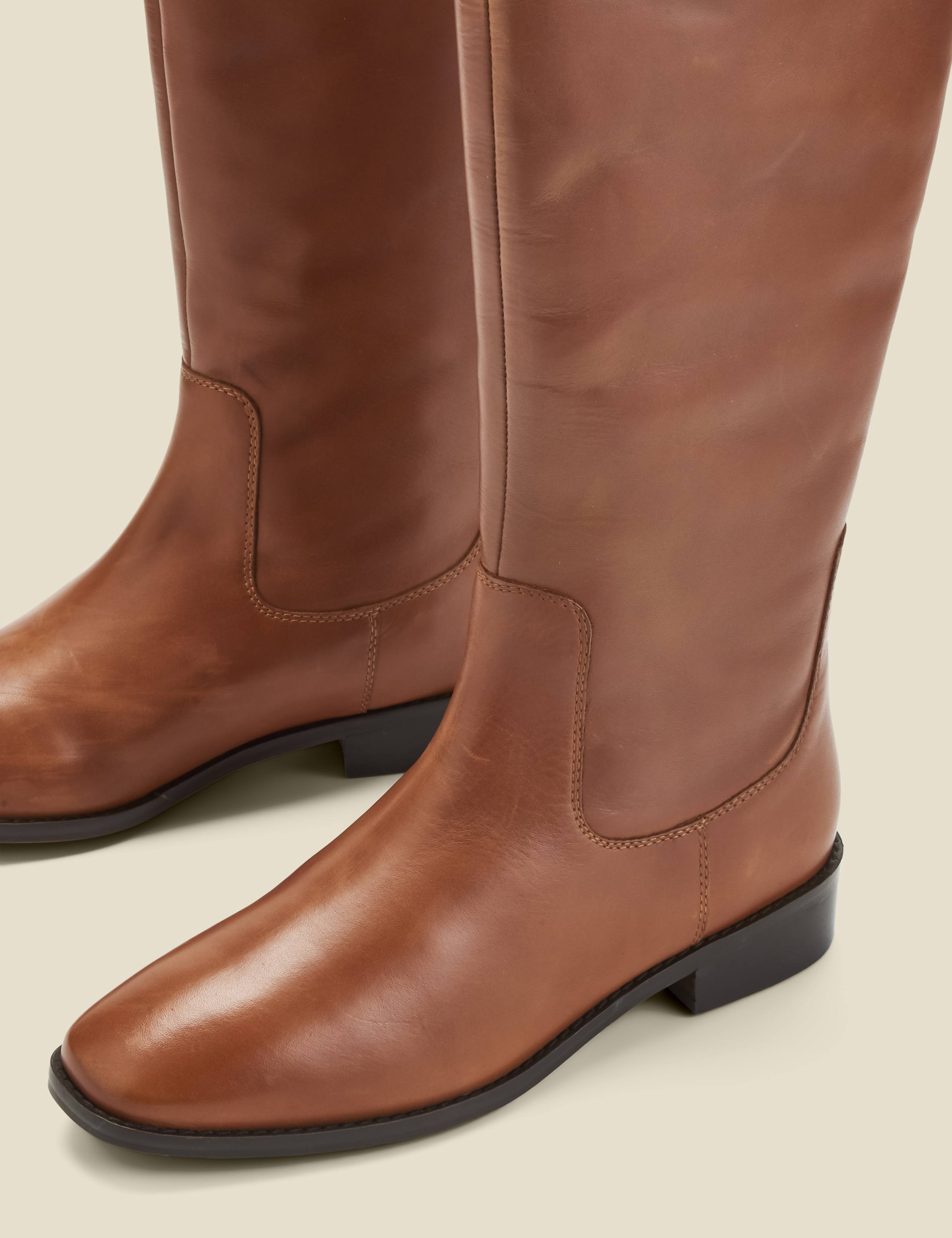 Square Toe Flat Leather Boots 4 of 4