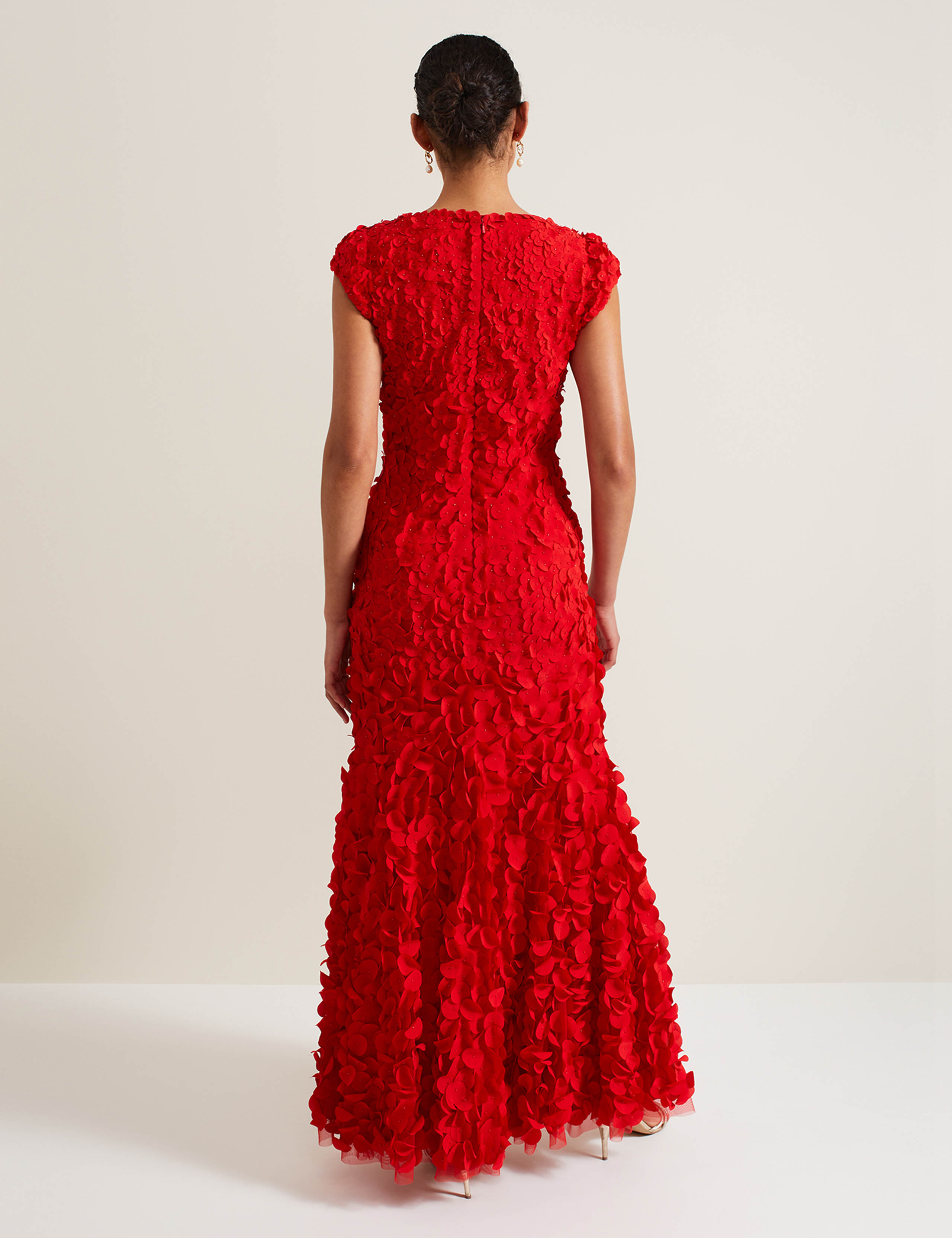 Chiffon Applique Ruffle V-Neck Maxi Skater Dress 3 of 8