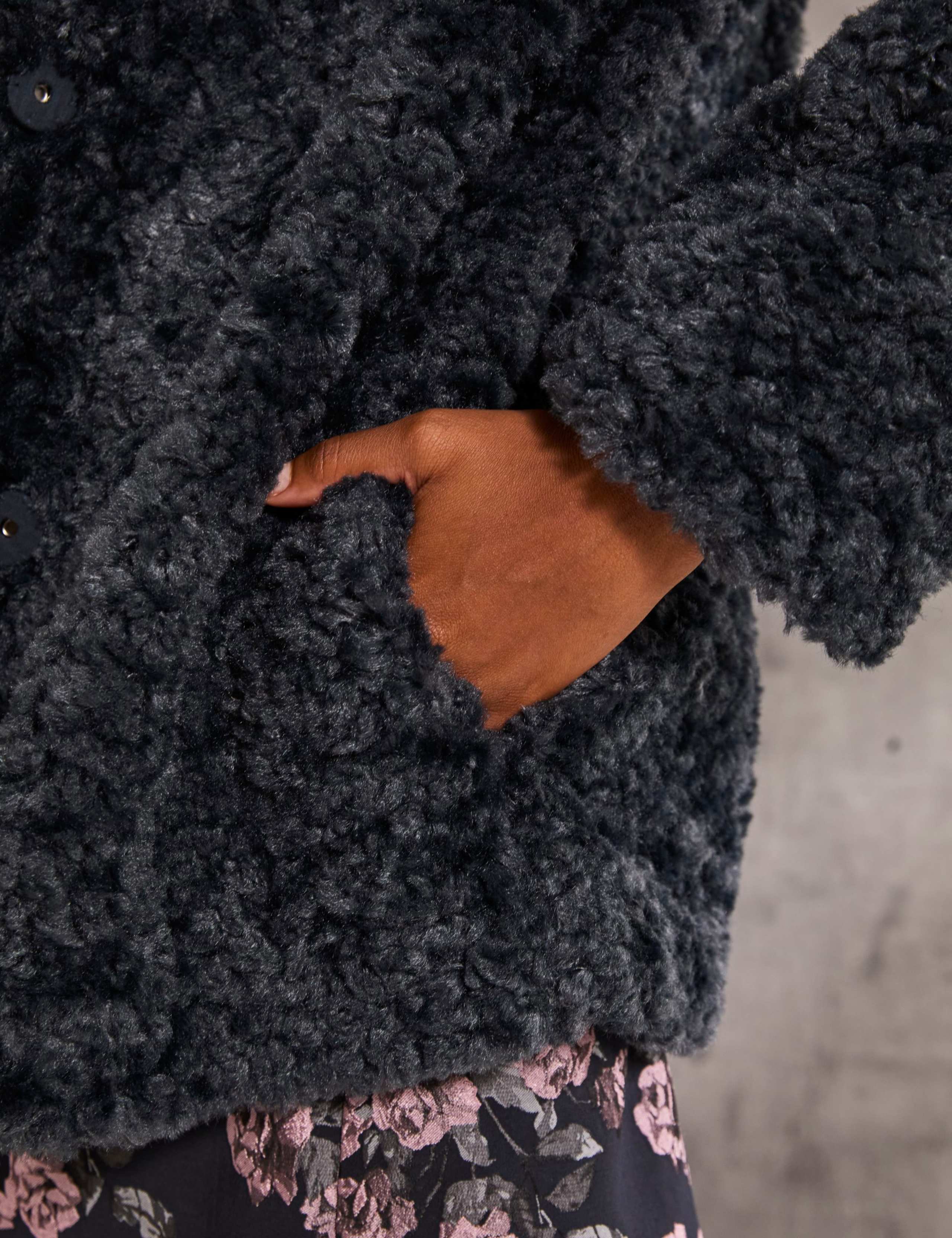 Teddy Single Breasted Short Coat 6 of 7