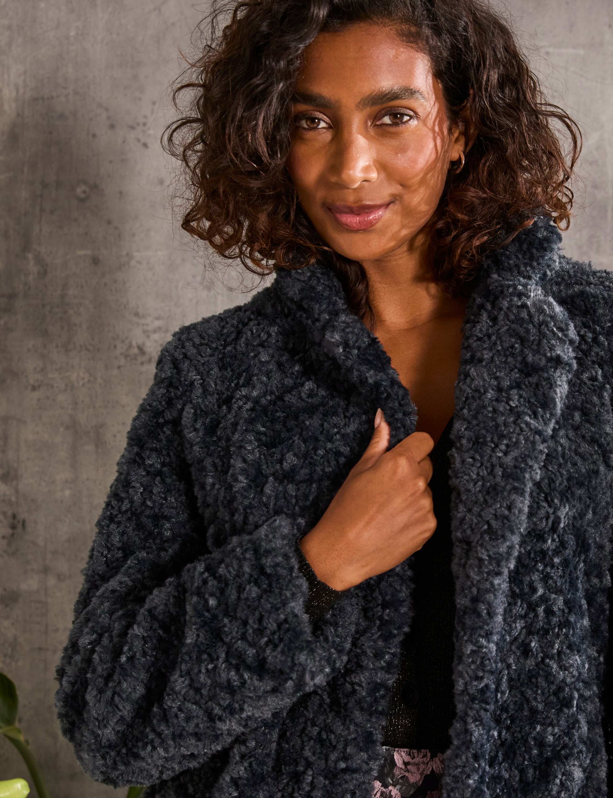 Teddy Single Breasted Short Coat 7 of 7