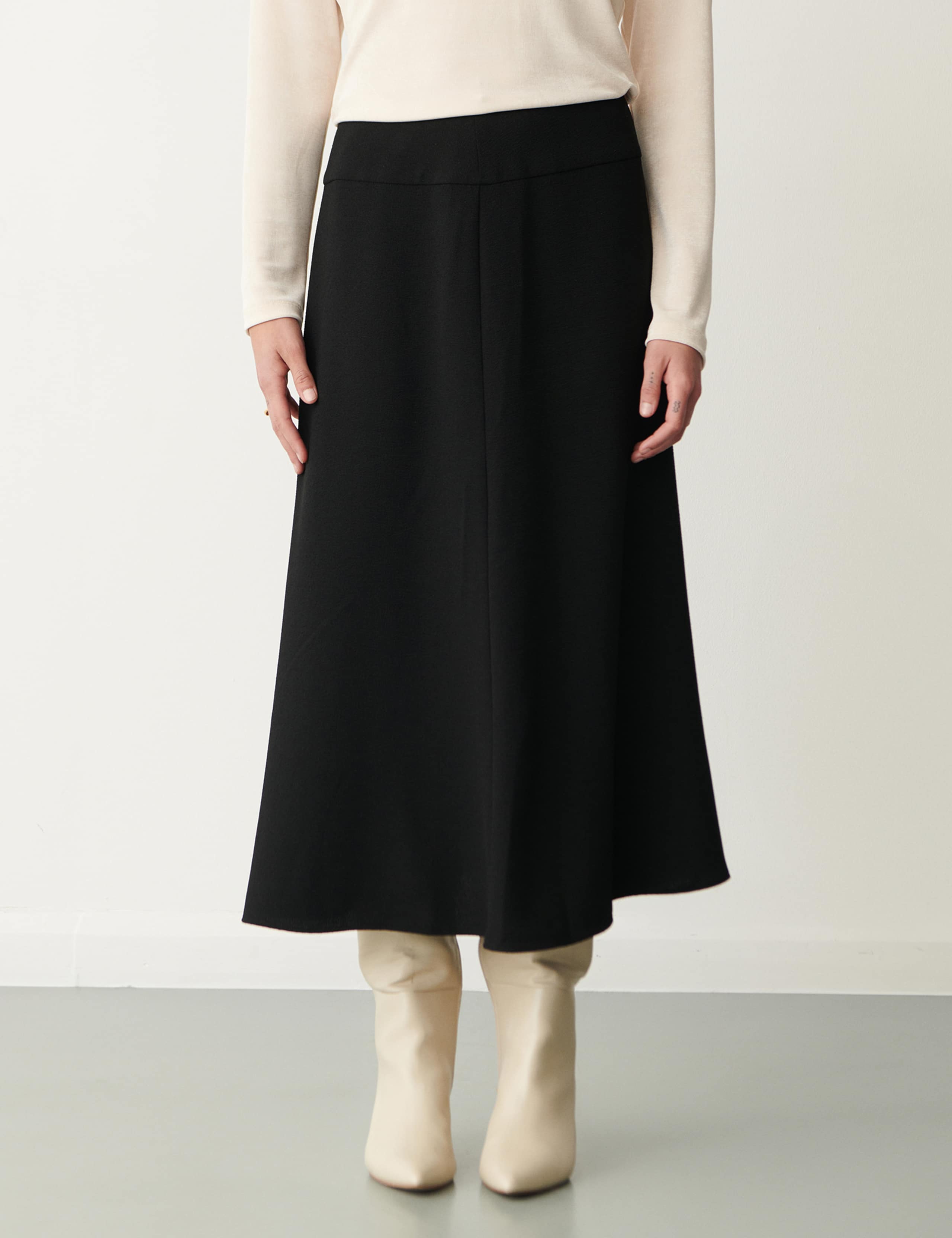 Crepe Midaxi A-Line Skirt 2 of 4