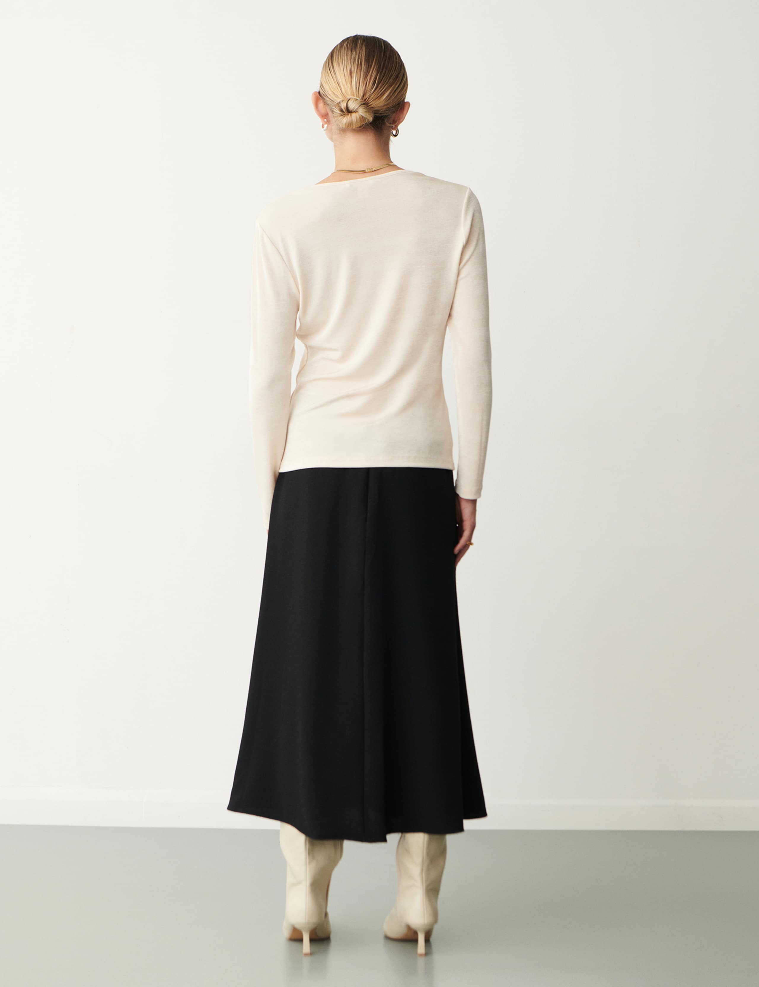Crepe Midaxi A-Line Skirt 3 of 4
