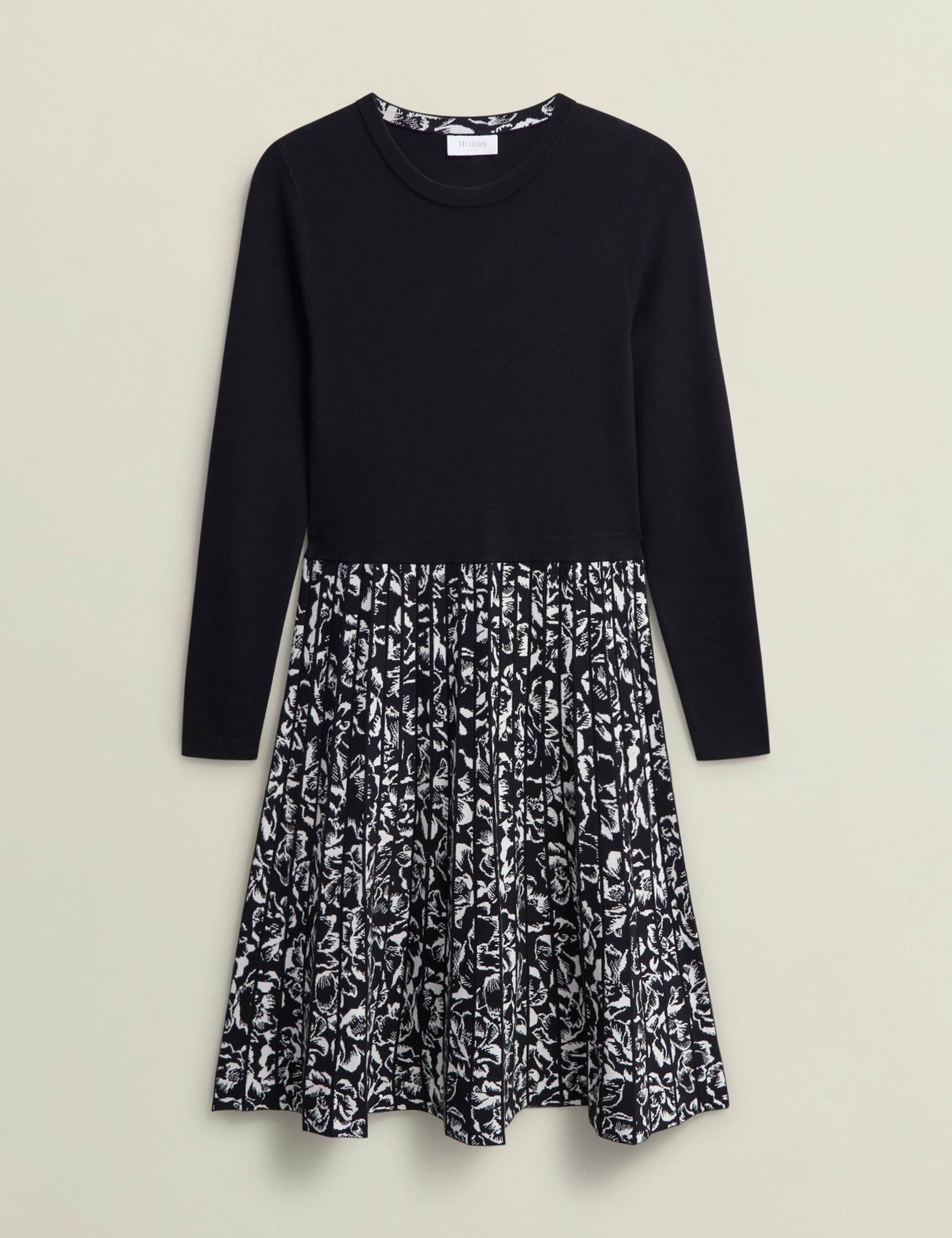 Floral Knee Length Jumper Dress 2 of 8