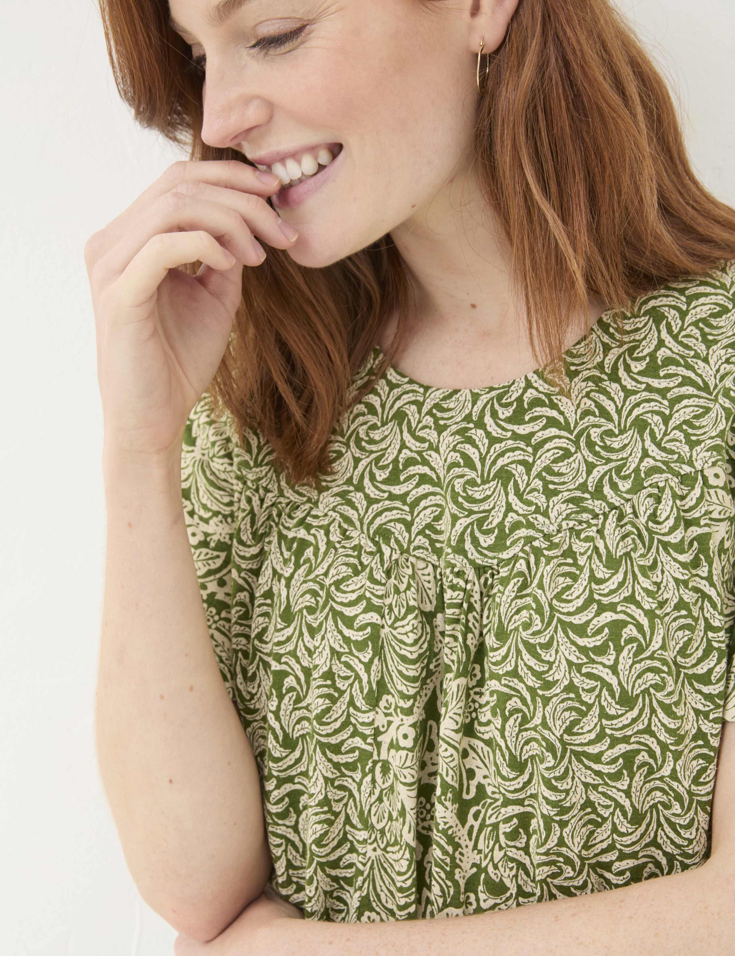 Floral Top with Linen 6 of 6