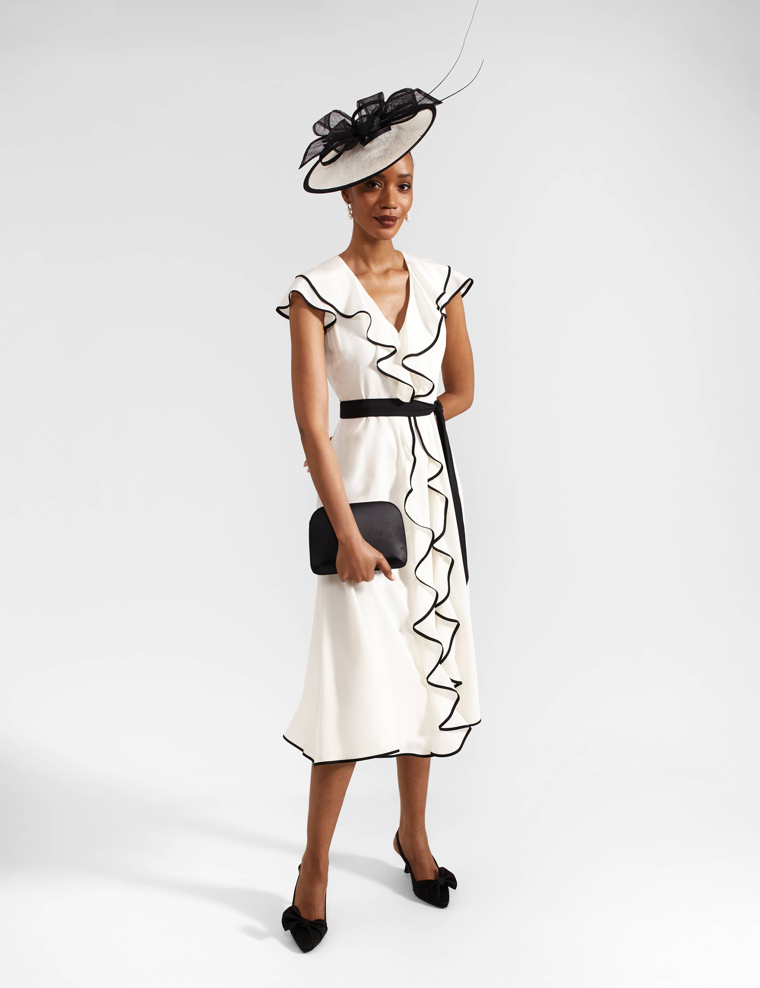 Textured Bow Fascinator 5 of 5