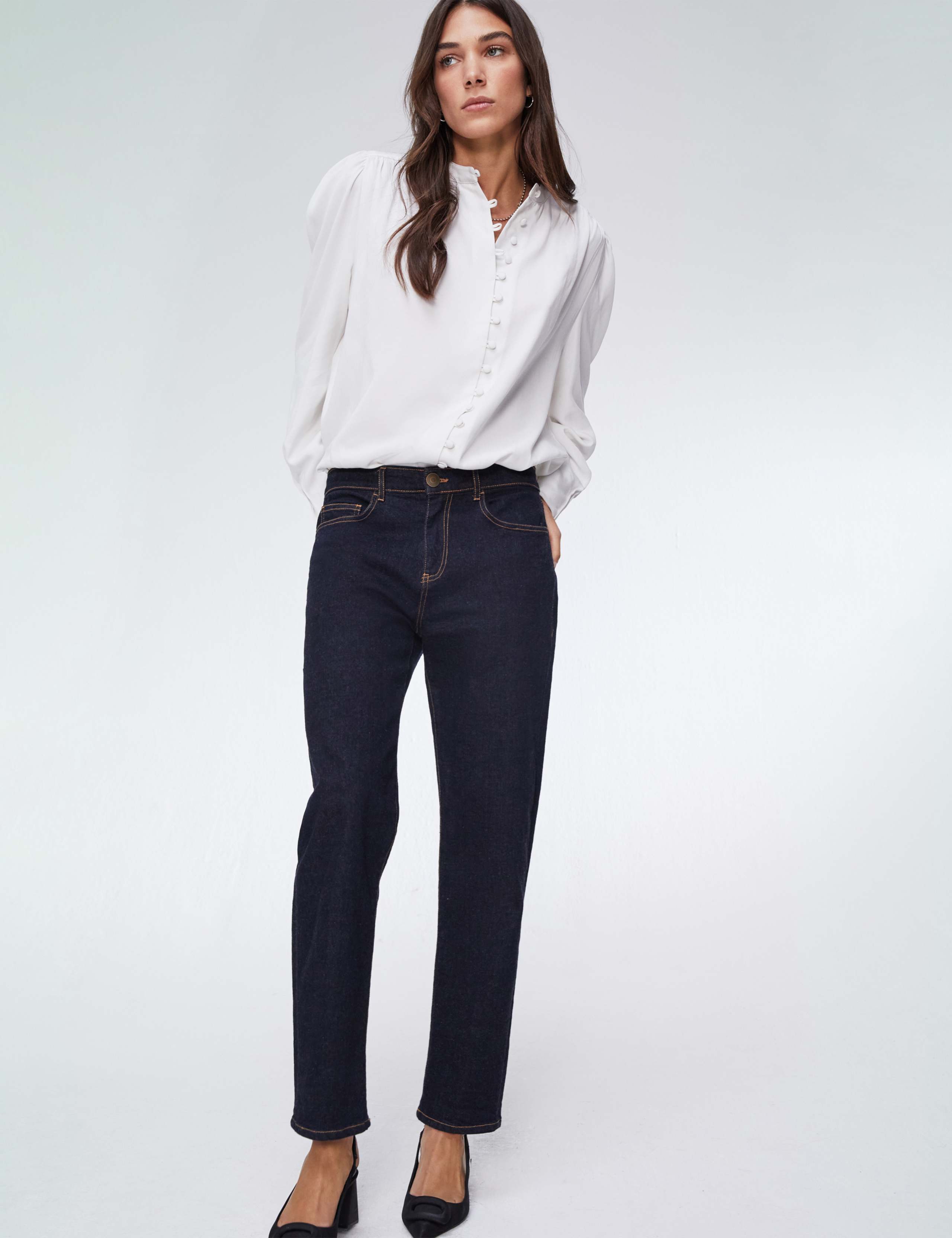Crew Neck Button Through Puff Sleeve Blouse 4 of 9