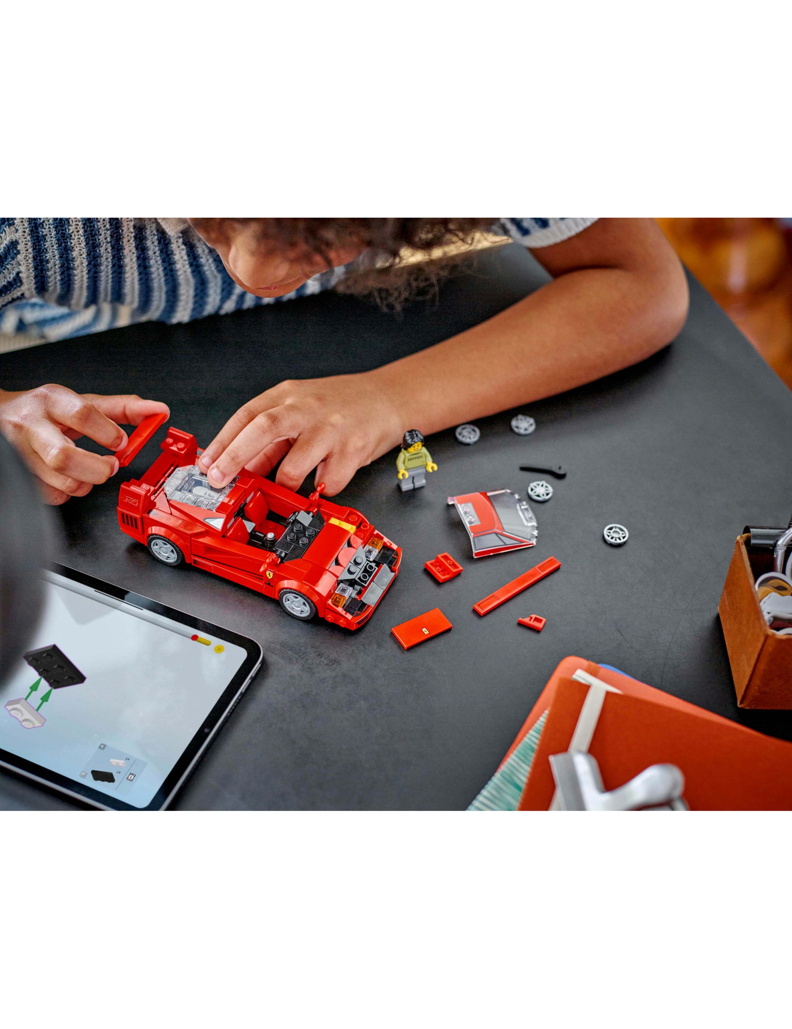 LEGO® Speed Champions Ferrari F40 Supercar Vehicle Toy (9+ Yrs) 4 of 5