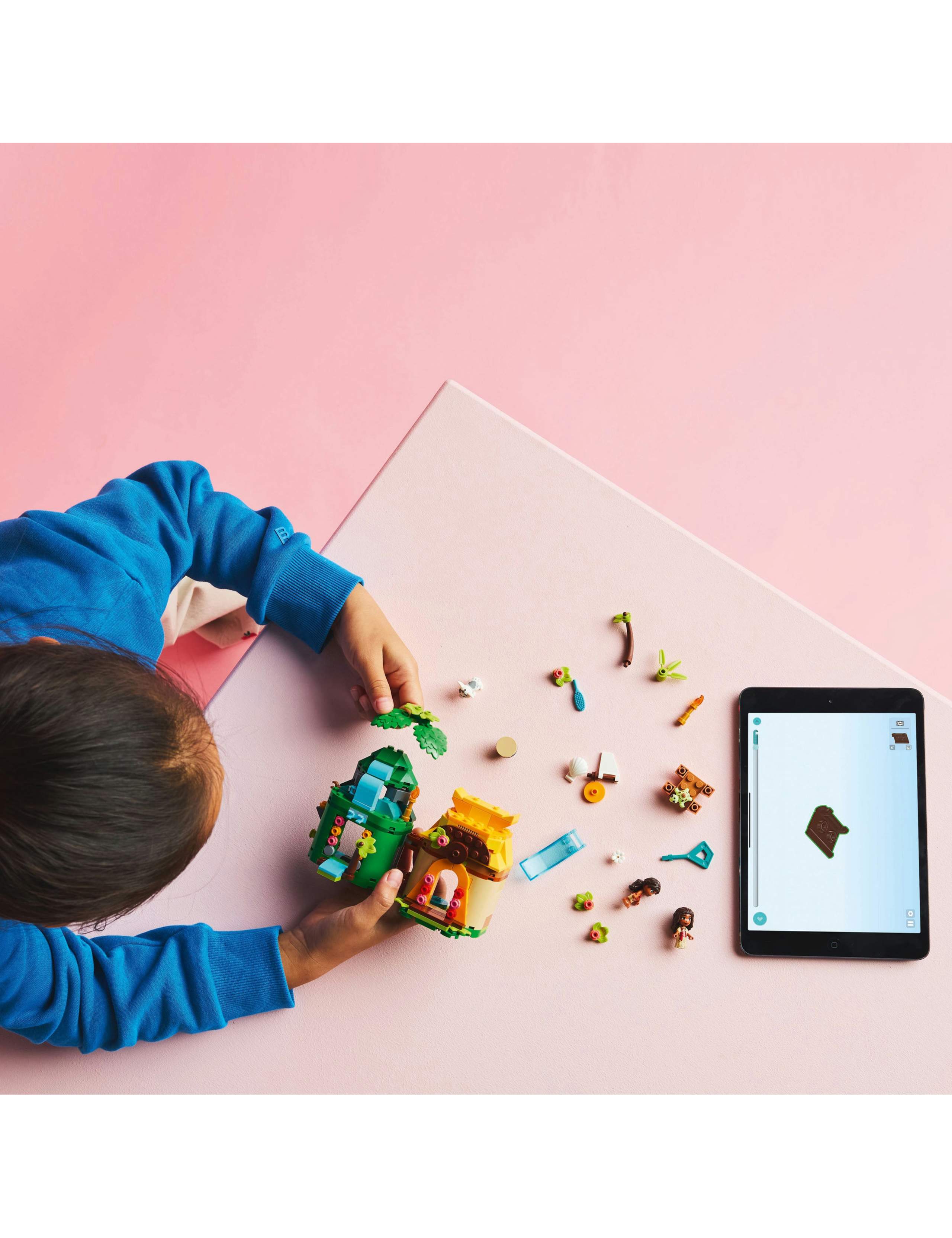 LEGO Disney Princess Moana's Island Fun Set  43260 (5+ Yrs) 3 of 6