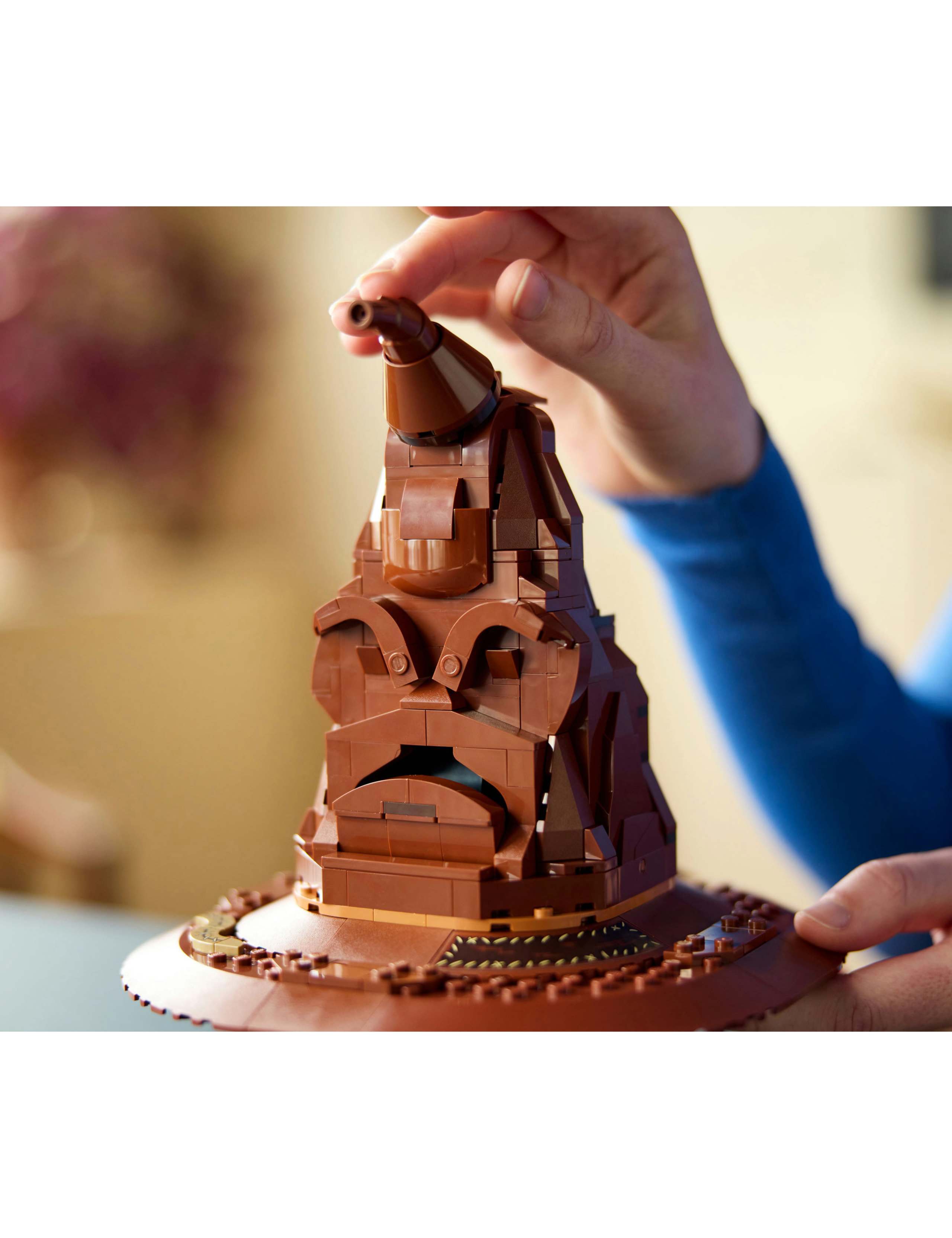 LEGO® Harry Potter™ Talking Sorting Hat™ Set 76429 (18+ Yrs) 3 of 6