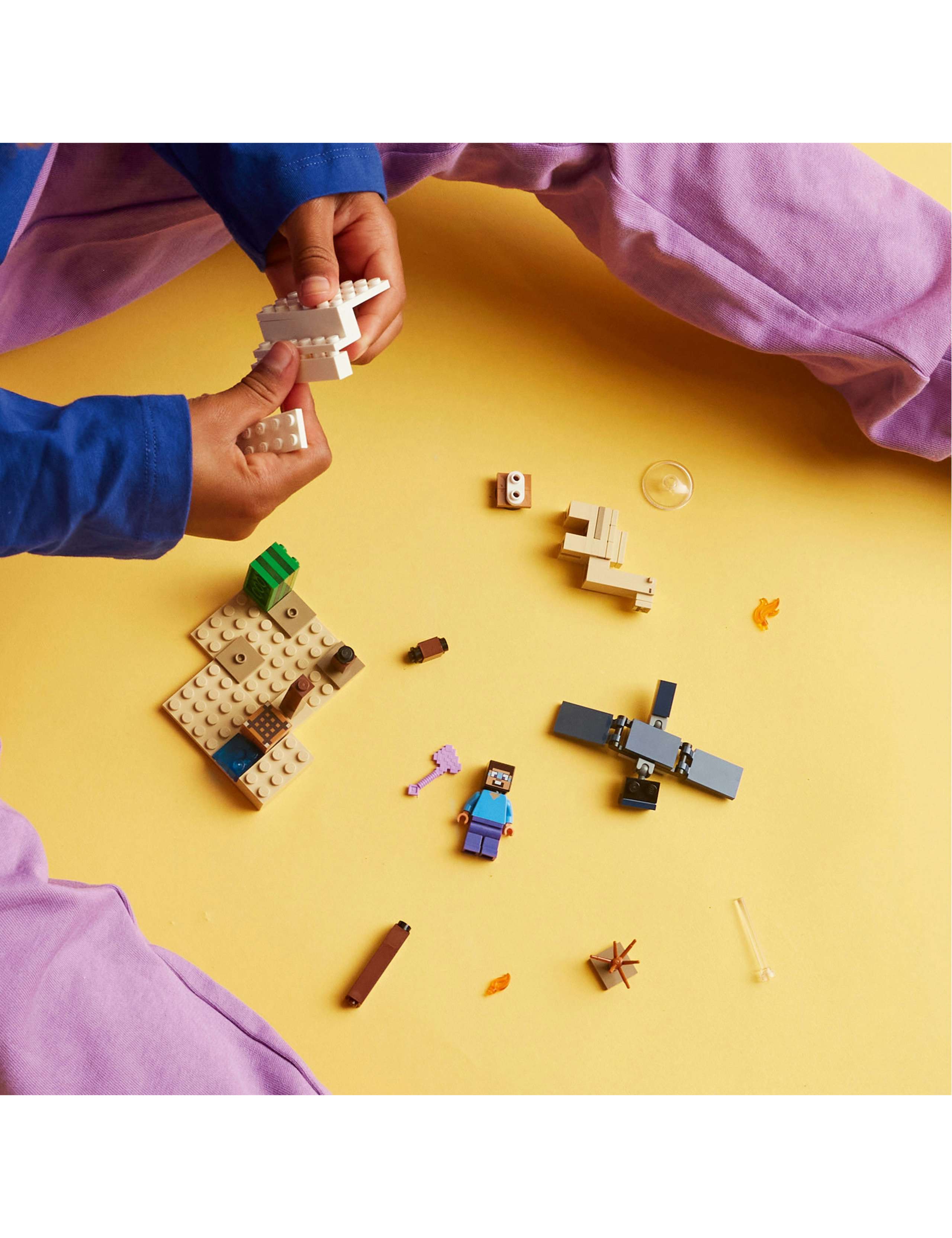 LEGO® Minecraft® Steve's Desert Expedition Set 21251 (6+ Yrs) 3 of 4