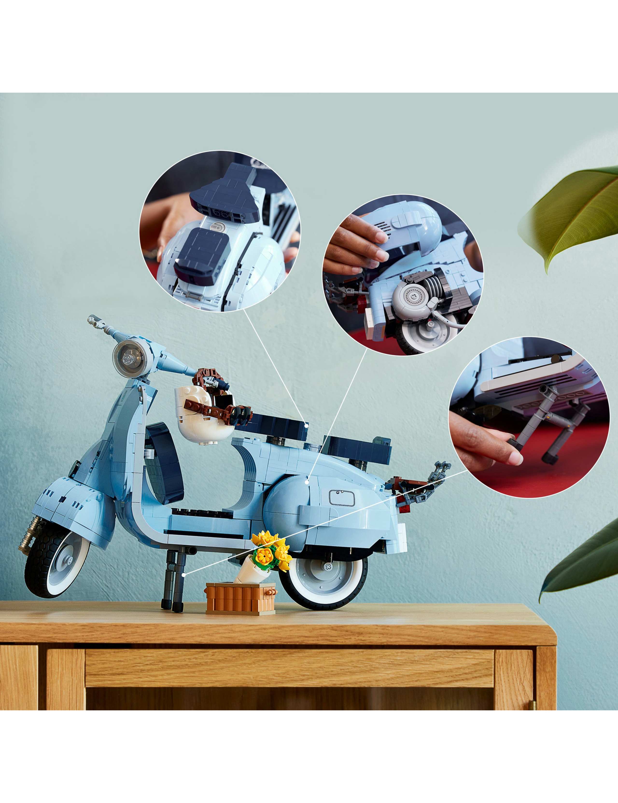 LEGO® Vespa 125 10298 (18 Yrs) 4 of 6