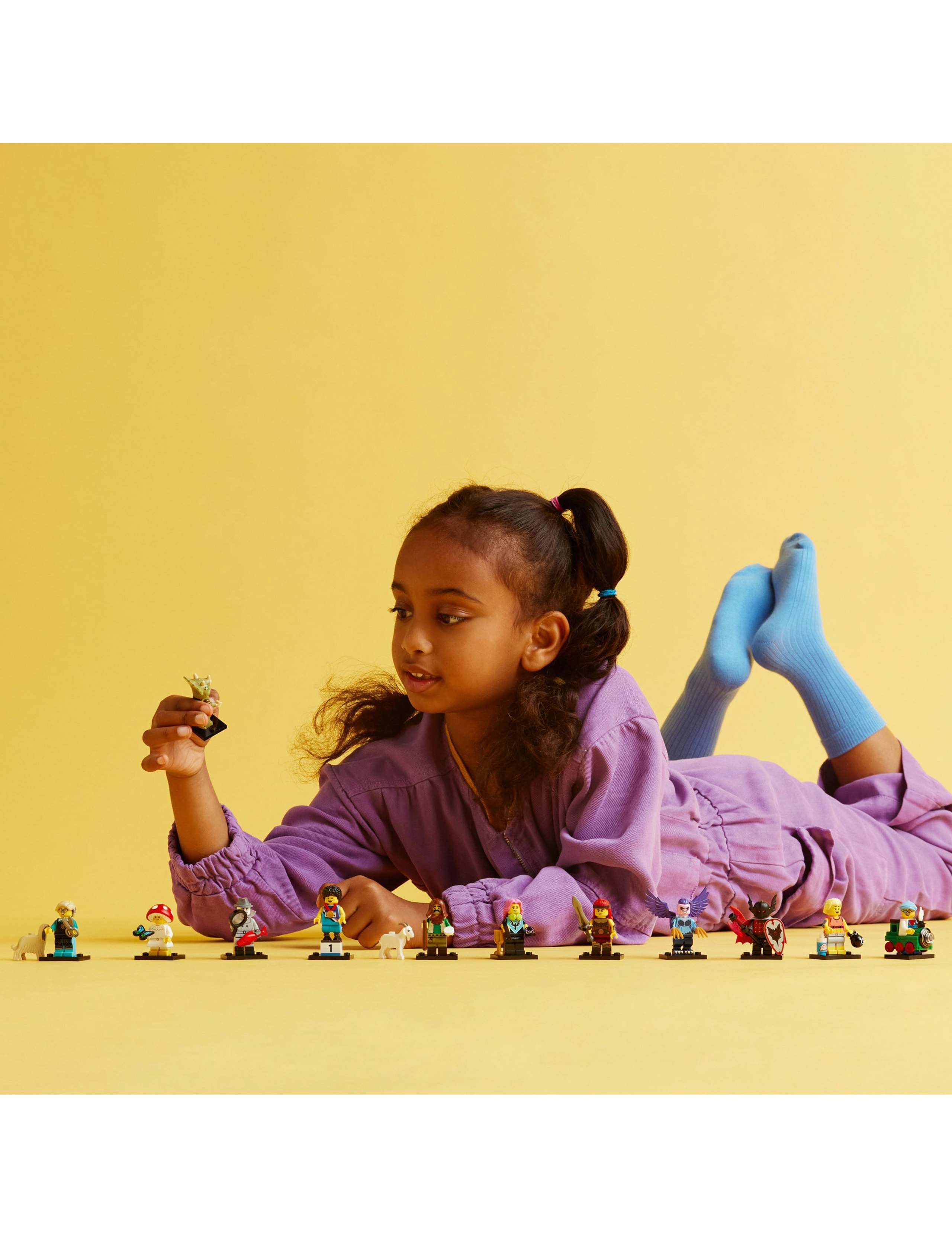 LEGO Minifigures Series 25 Collectible Set  (5+ Yrs) 6 of 6