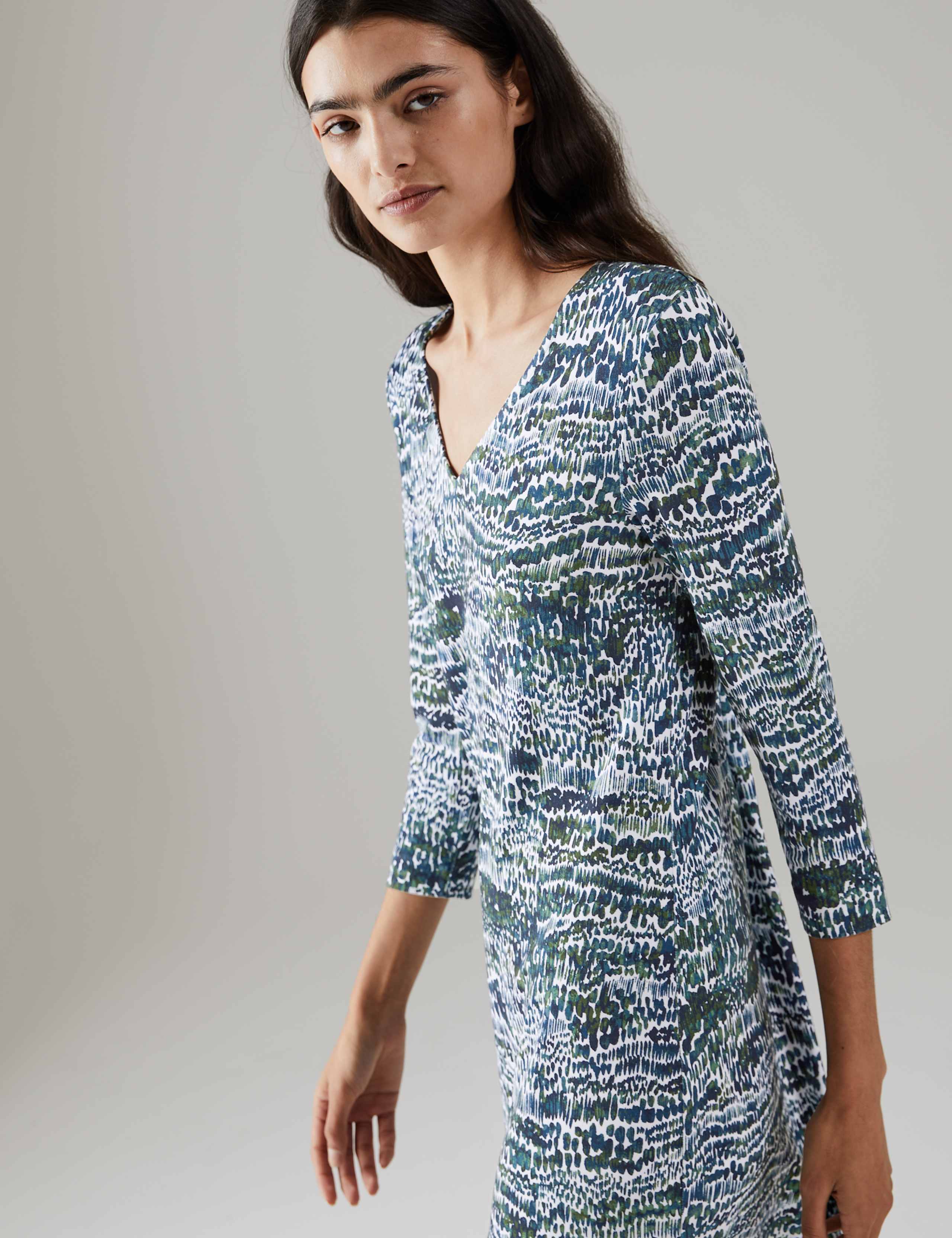 Printed V-Neck Knee Length Dress 3 of 6