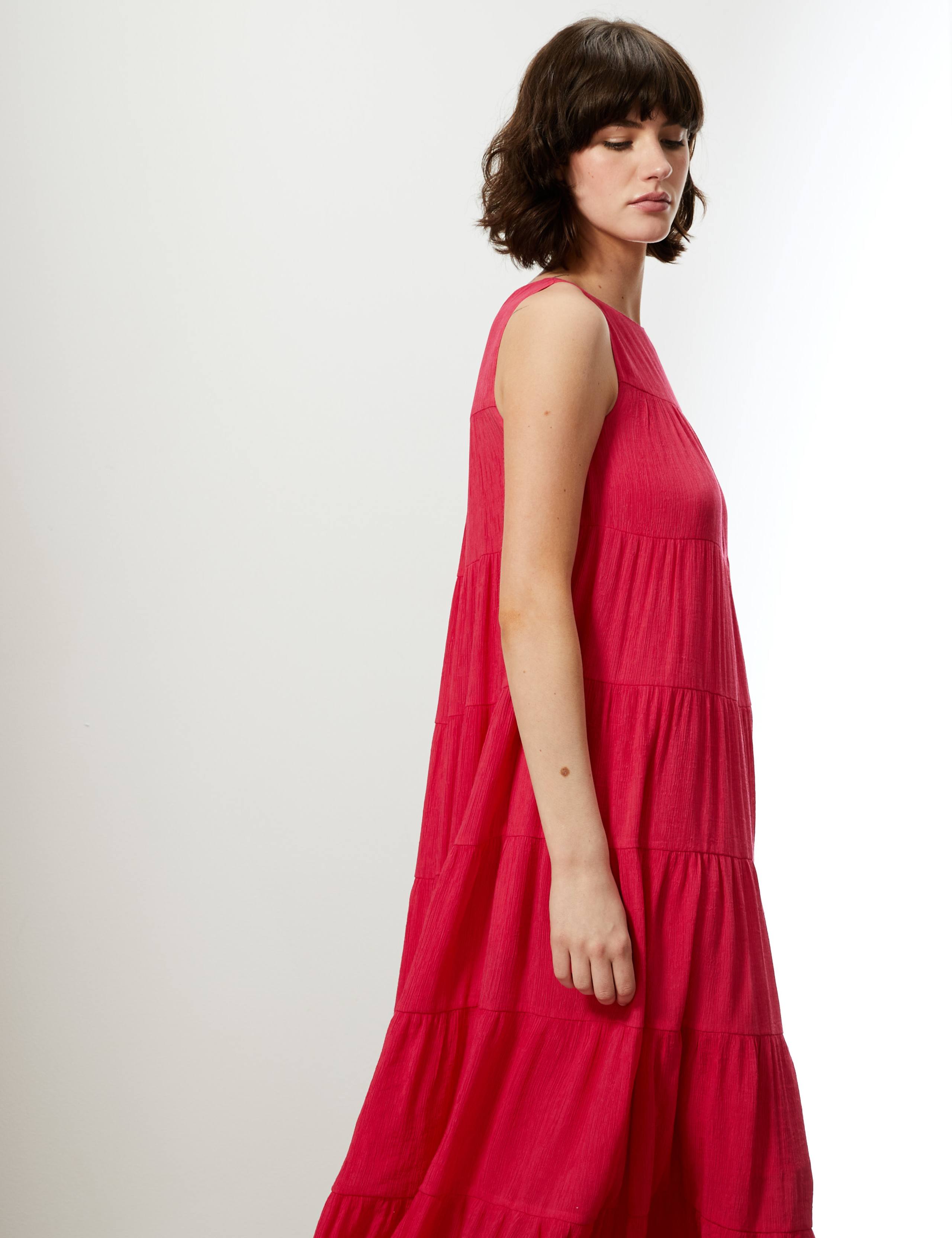 Textured Sleeveless Maxi Tiered Dress 3 of 7
