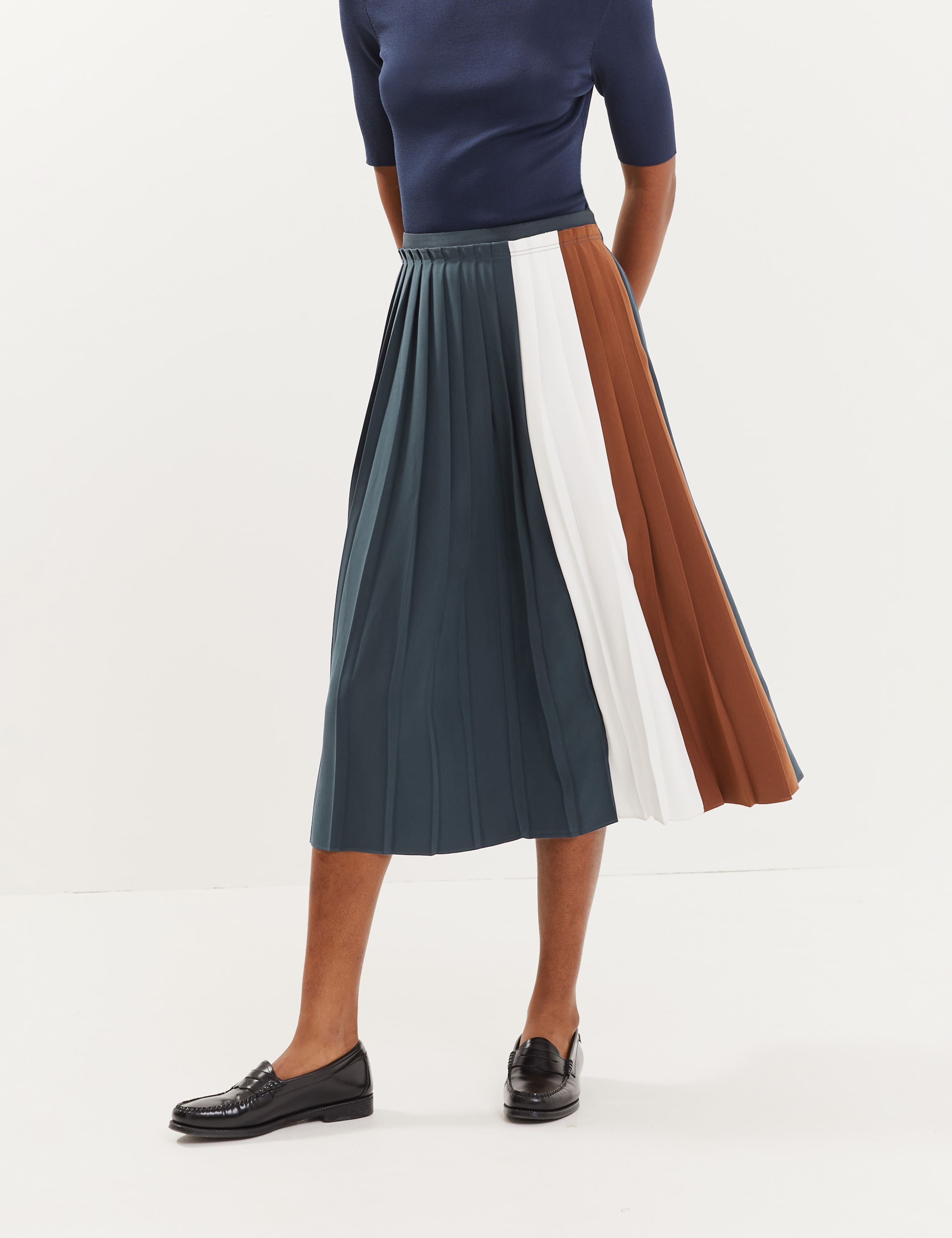 Colour Block Pleated Midi Skirt 3 of 6