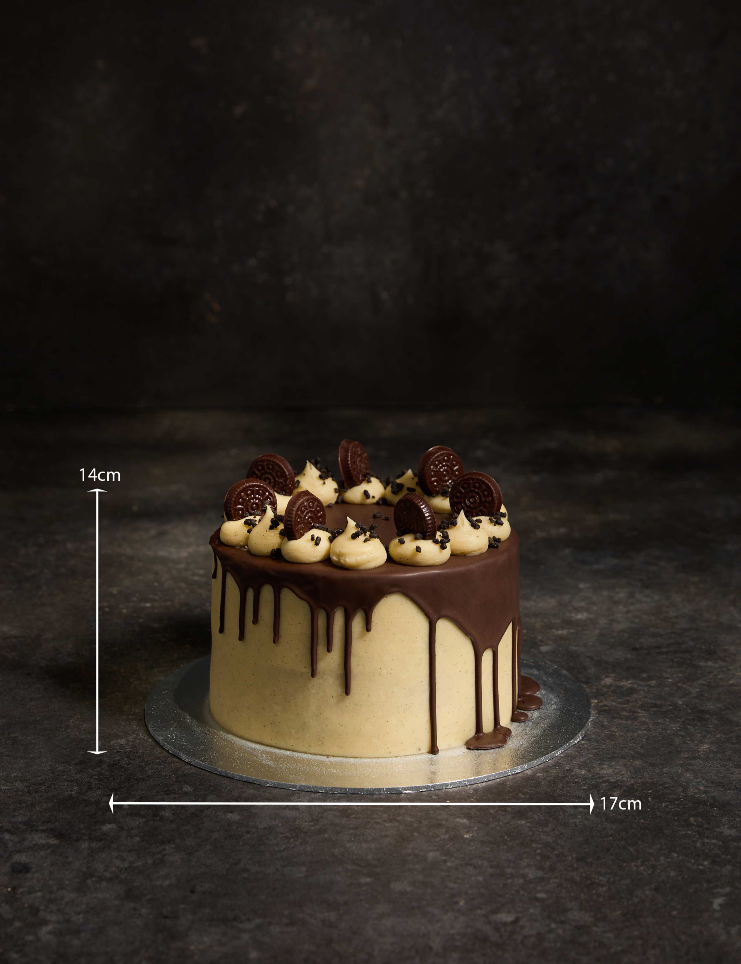 Cookies & Cream Cake (Serves 16) 3 of 5