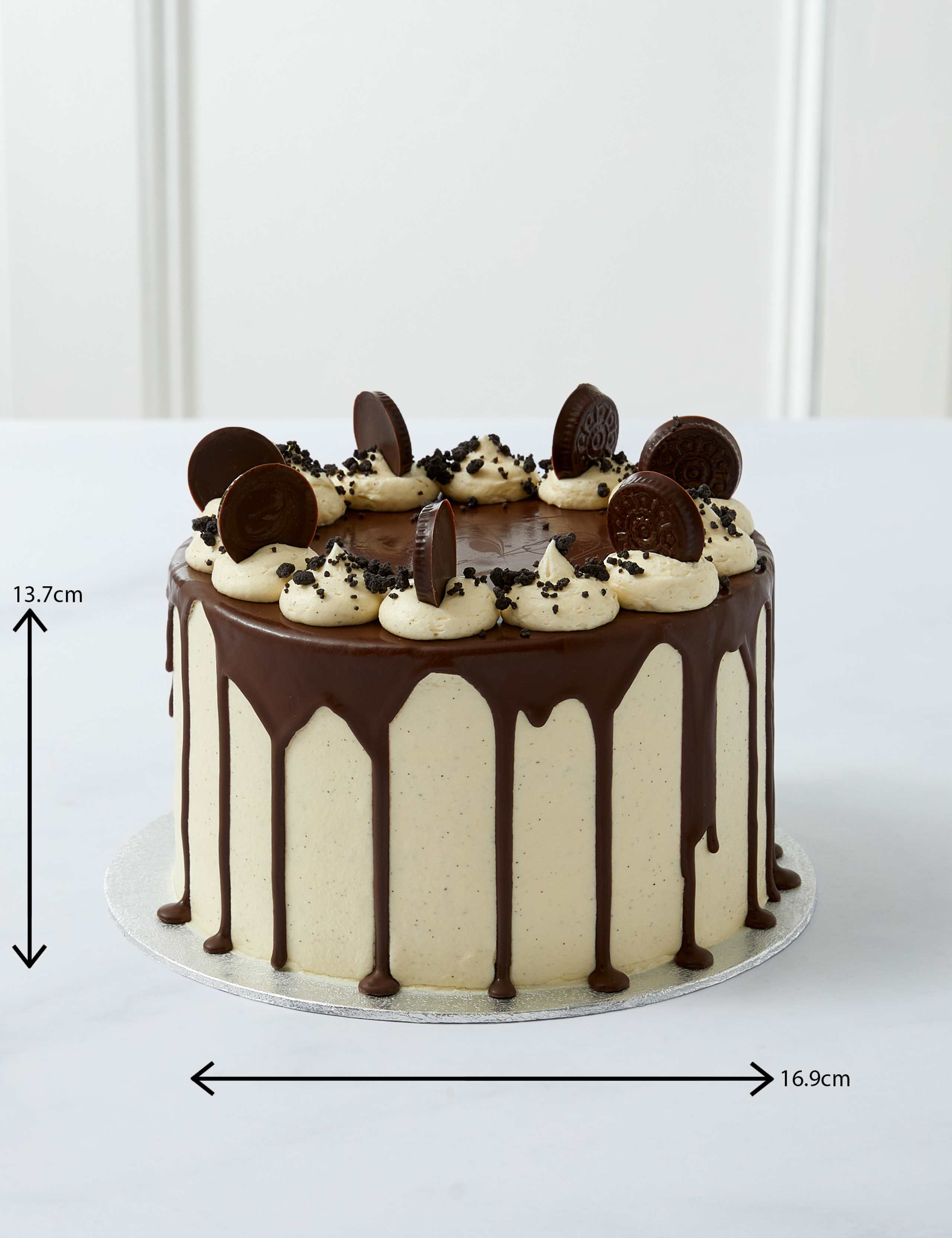 Cookies & Cream Cake (Serves 16) 3 of 5