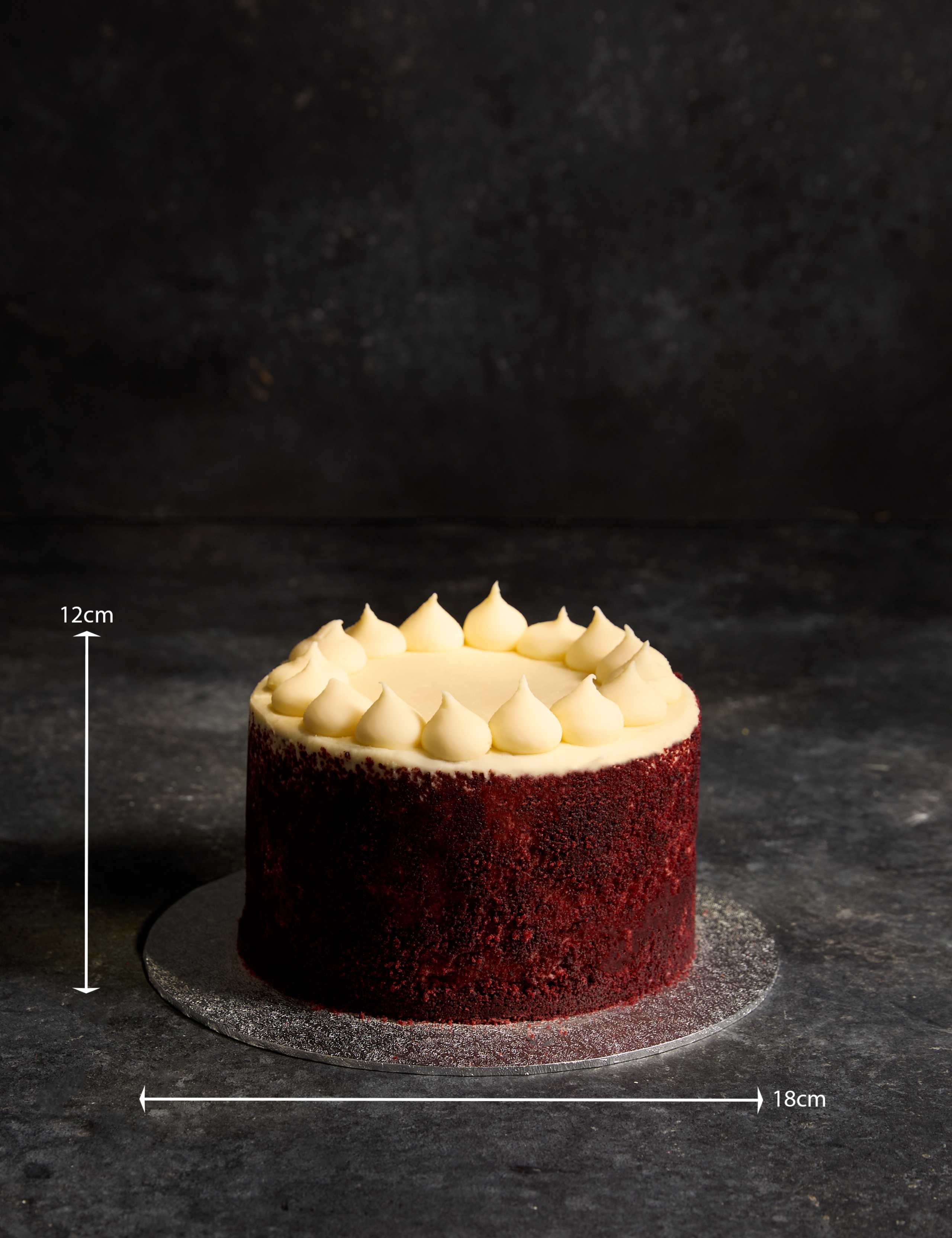Red Velvet Cake (Serves 16) 4 of 5