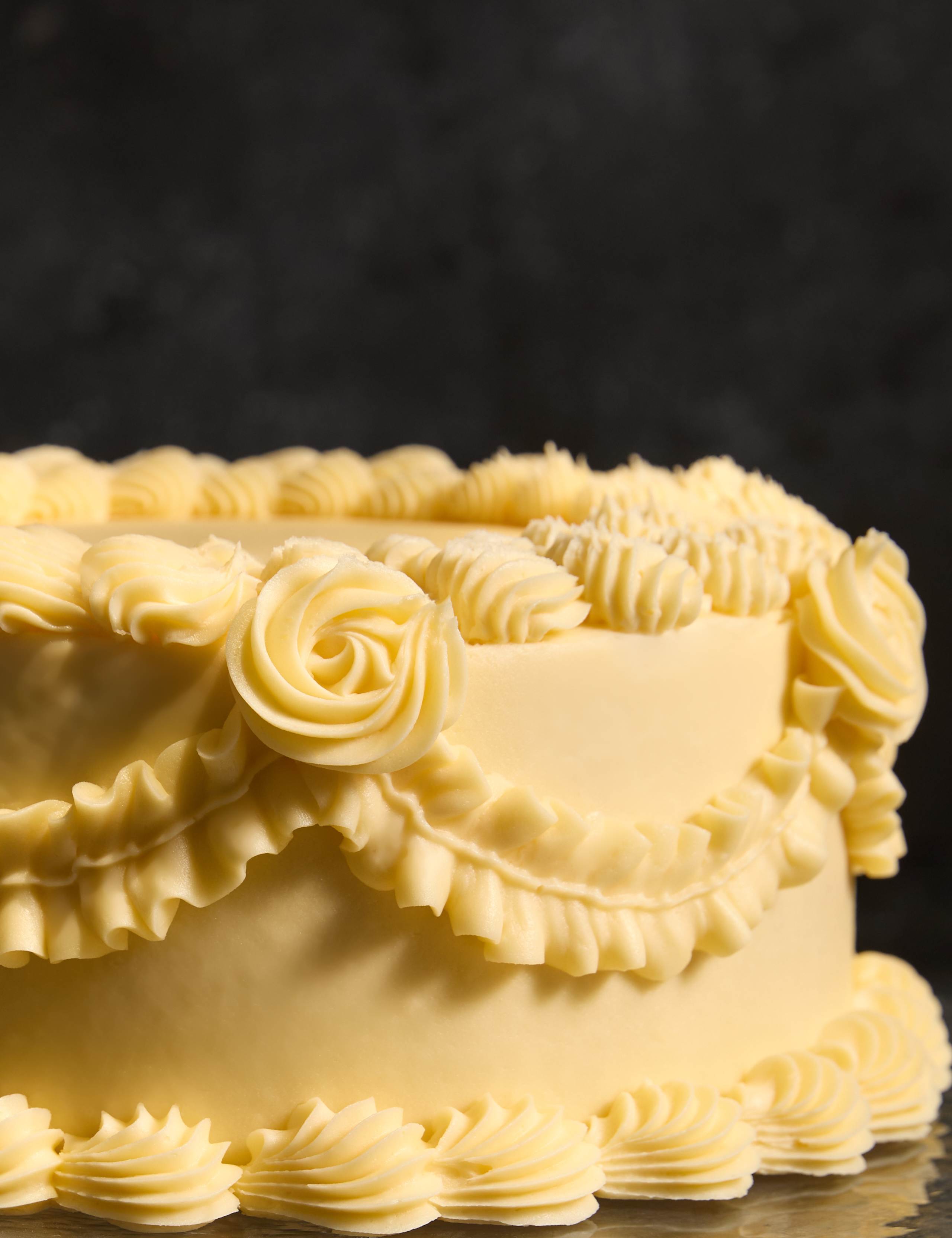 Personalised Vintage Party Cake (Serves 20) 3 of 7