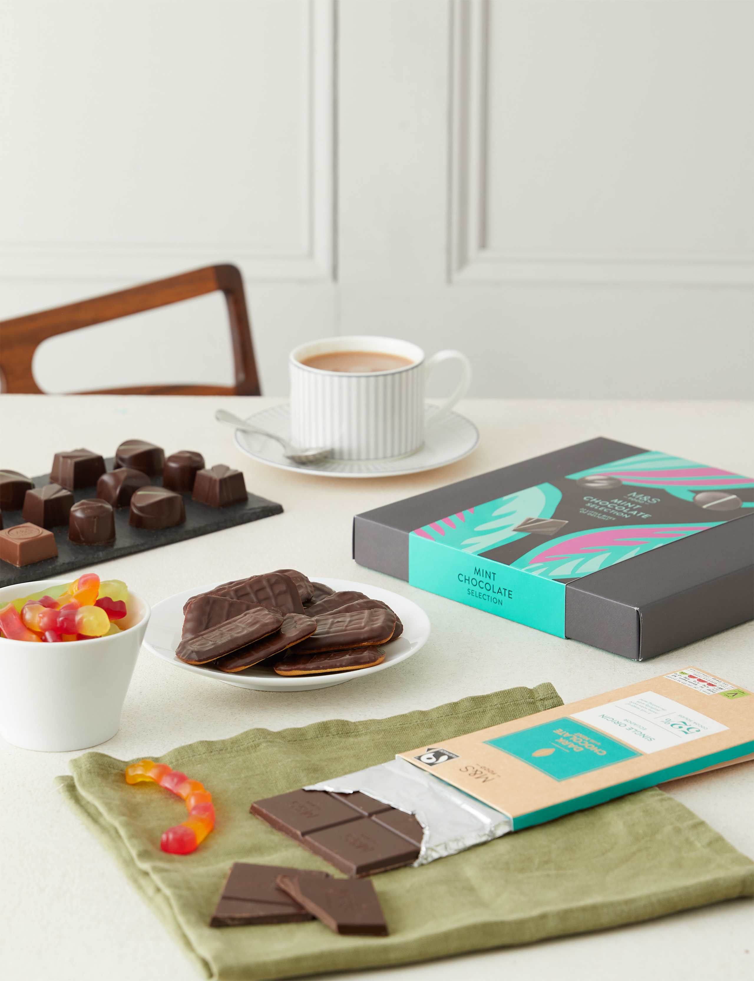 The Ivy Gift Bag 4 of 5