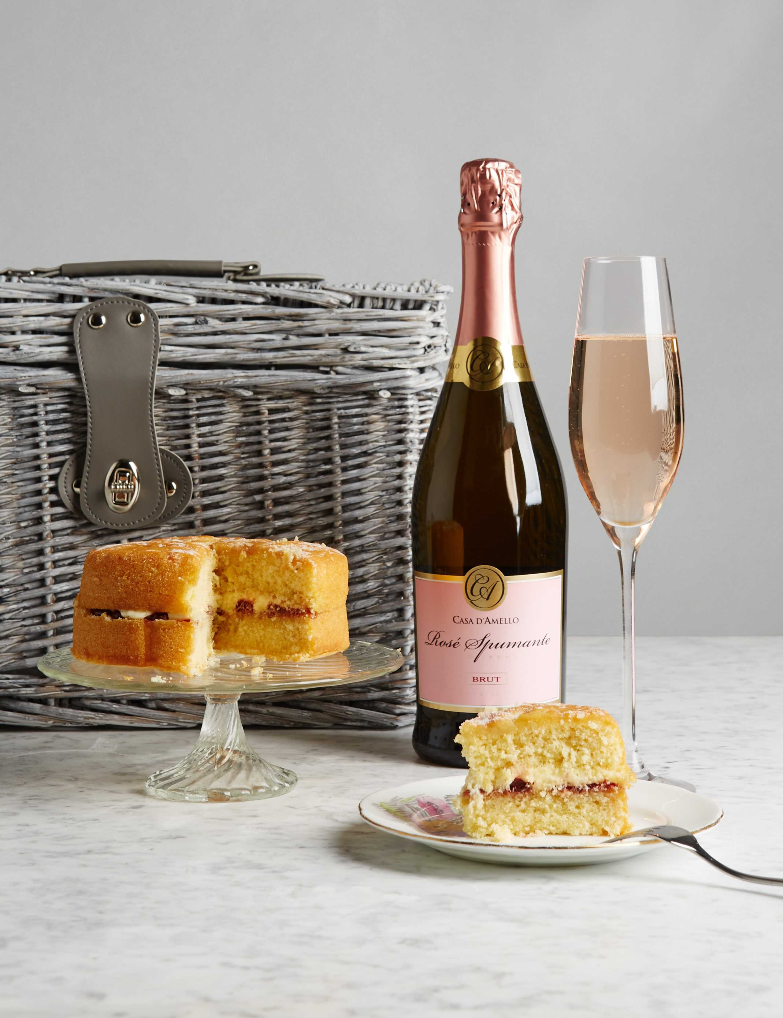 Luxury High Tea Hamper 4 of 6