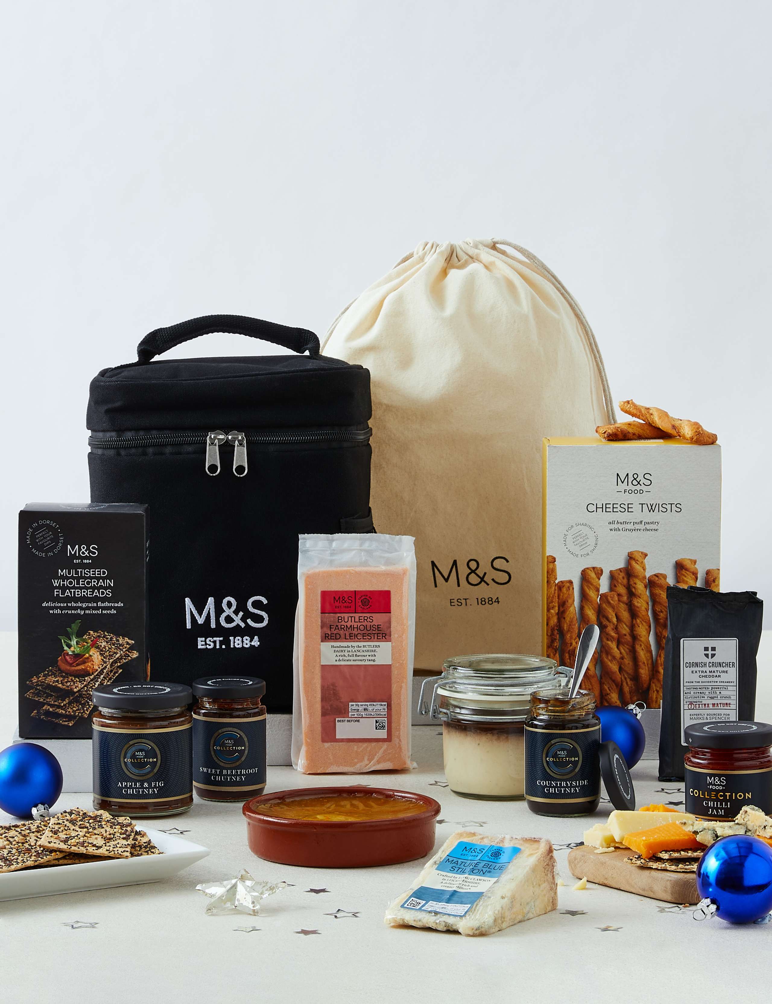 Oak Grove Classic Cheese Chilled Hamper (Delivery from 19th December 2020) 1 of 4
