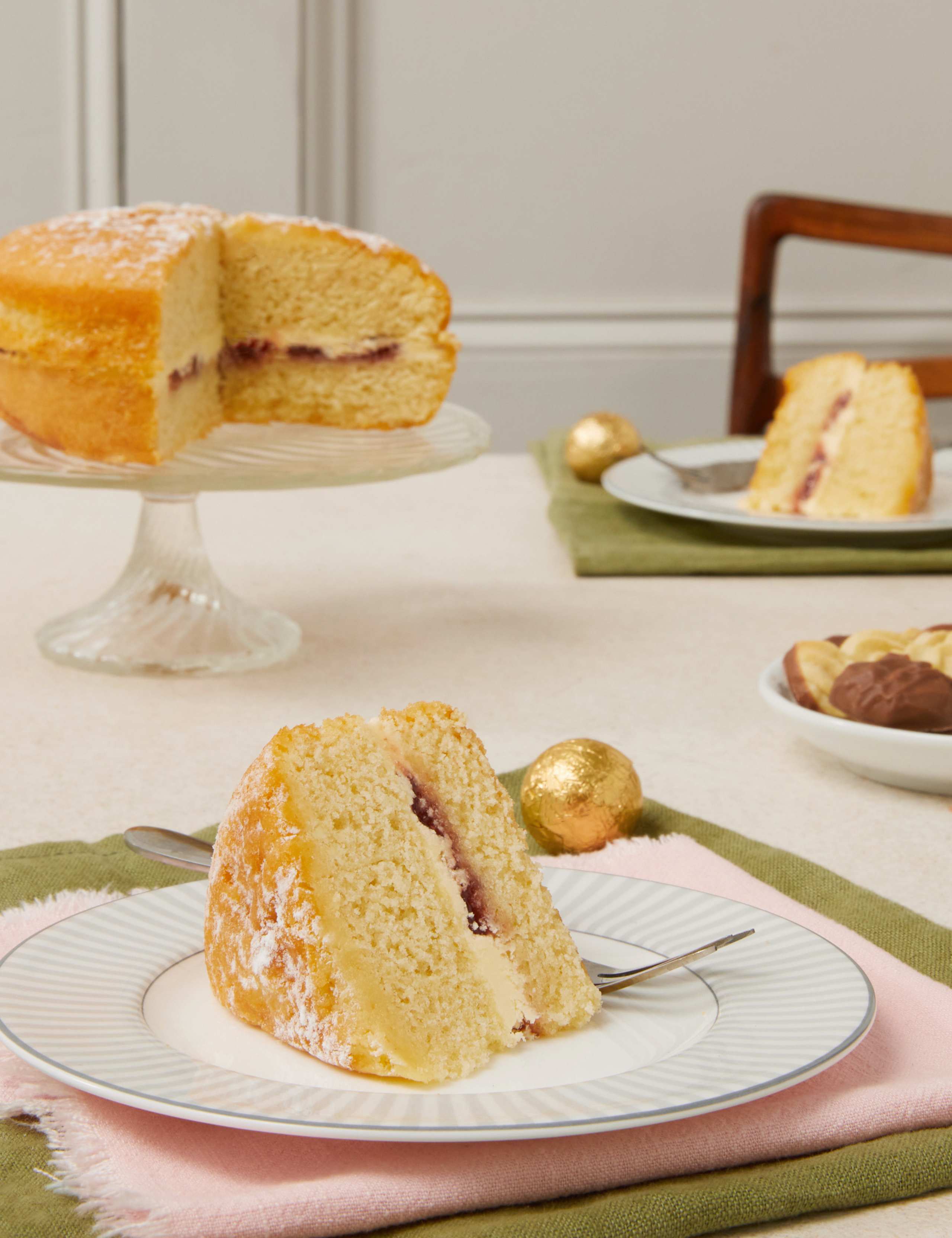 The Kensington Teatime Hamper 4 of 5