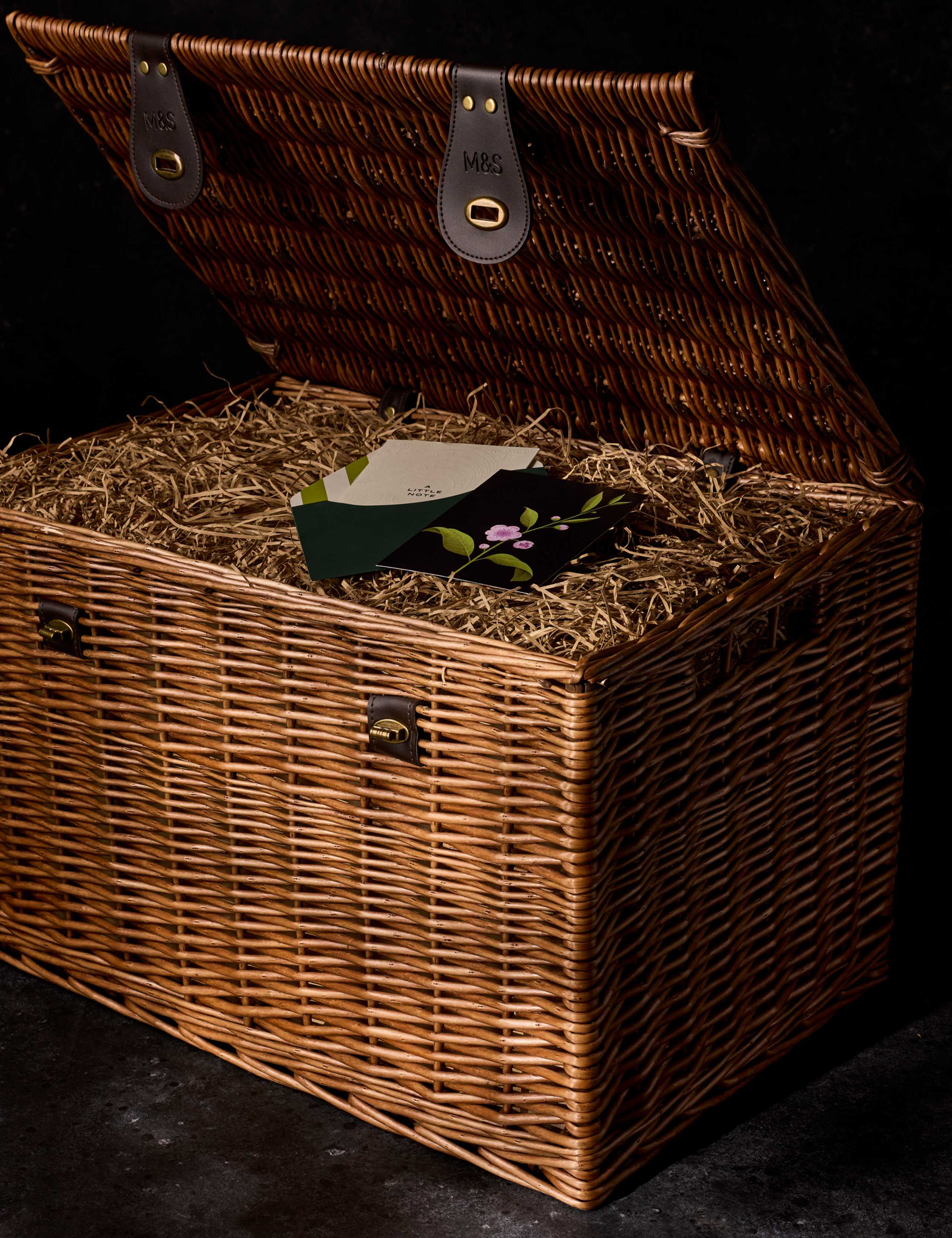 The Spirit of Christmas Hamper 10 of 14