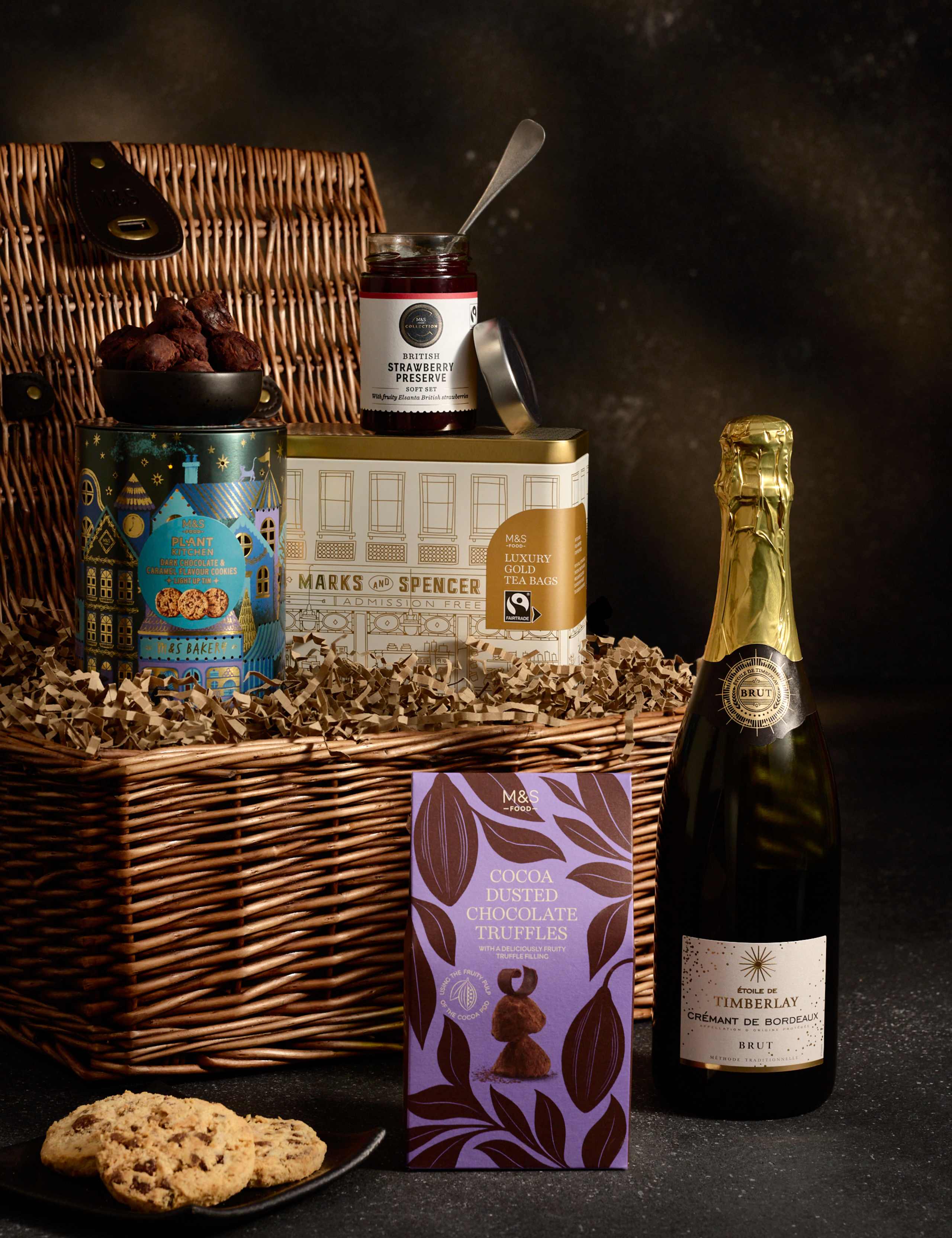 The Christmas Treats Hamper (Vegan) 1 of 6
