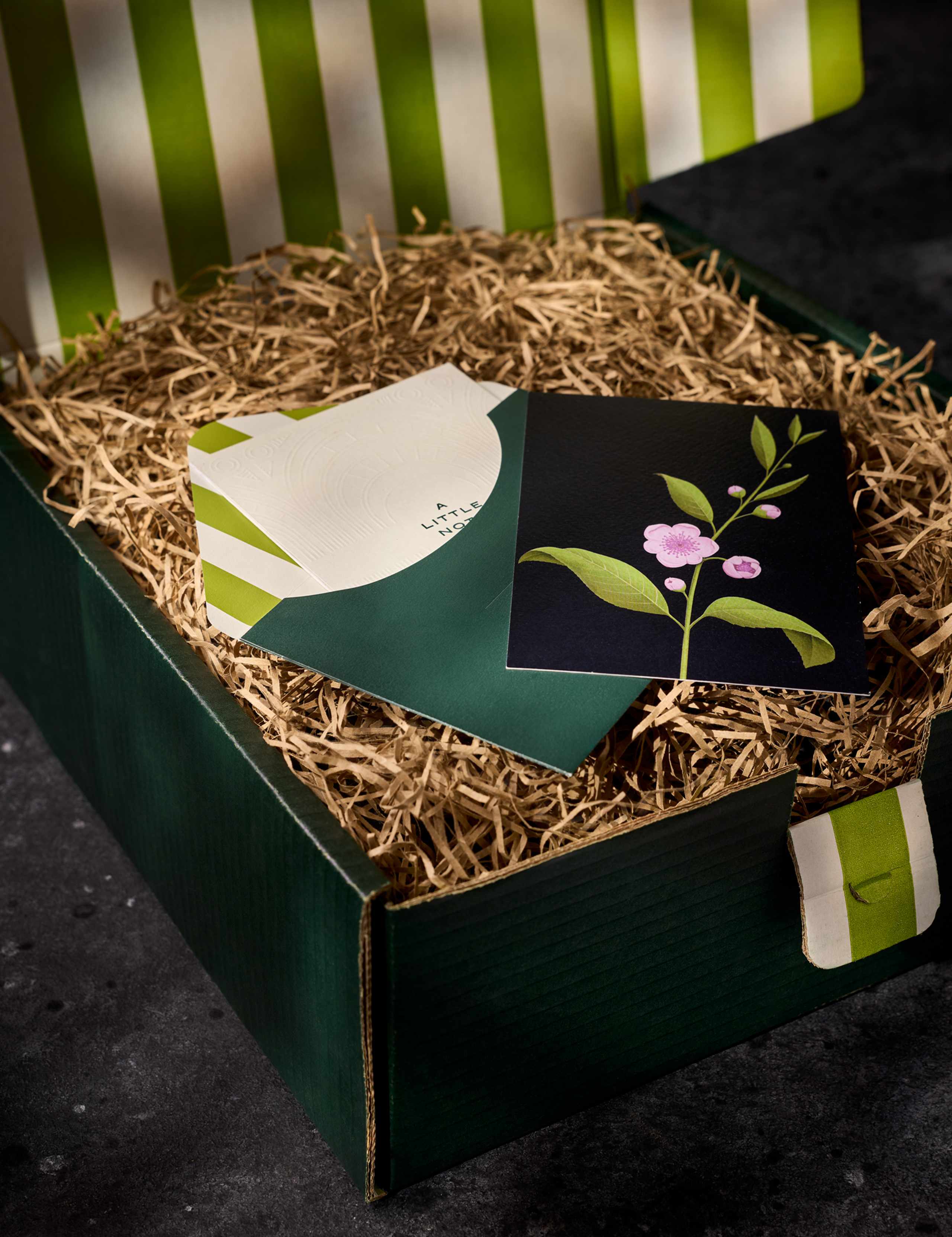 The Champagne & Caviar Gift 4 of 4