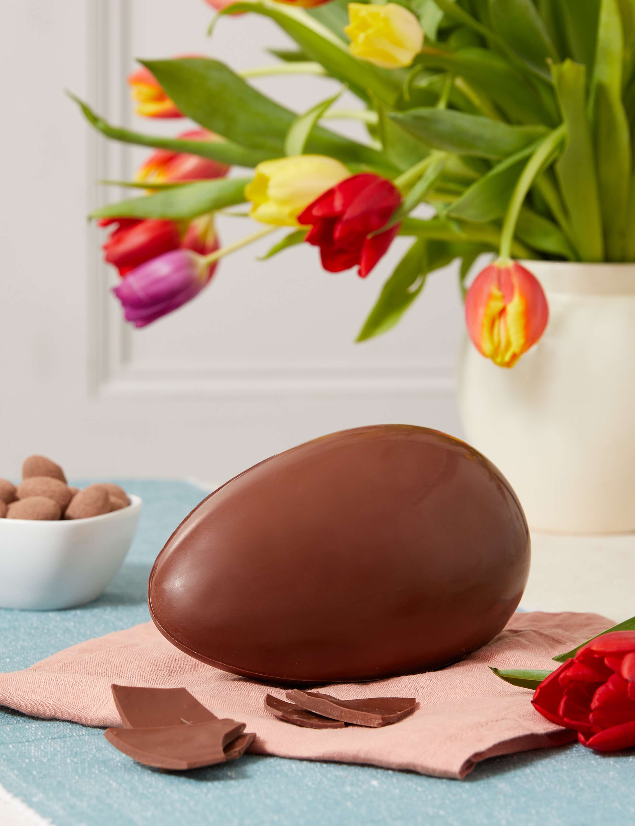 Single Origin Milk Chocolate Easter Egg 2 of 3