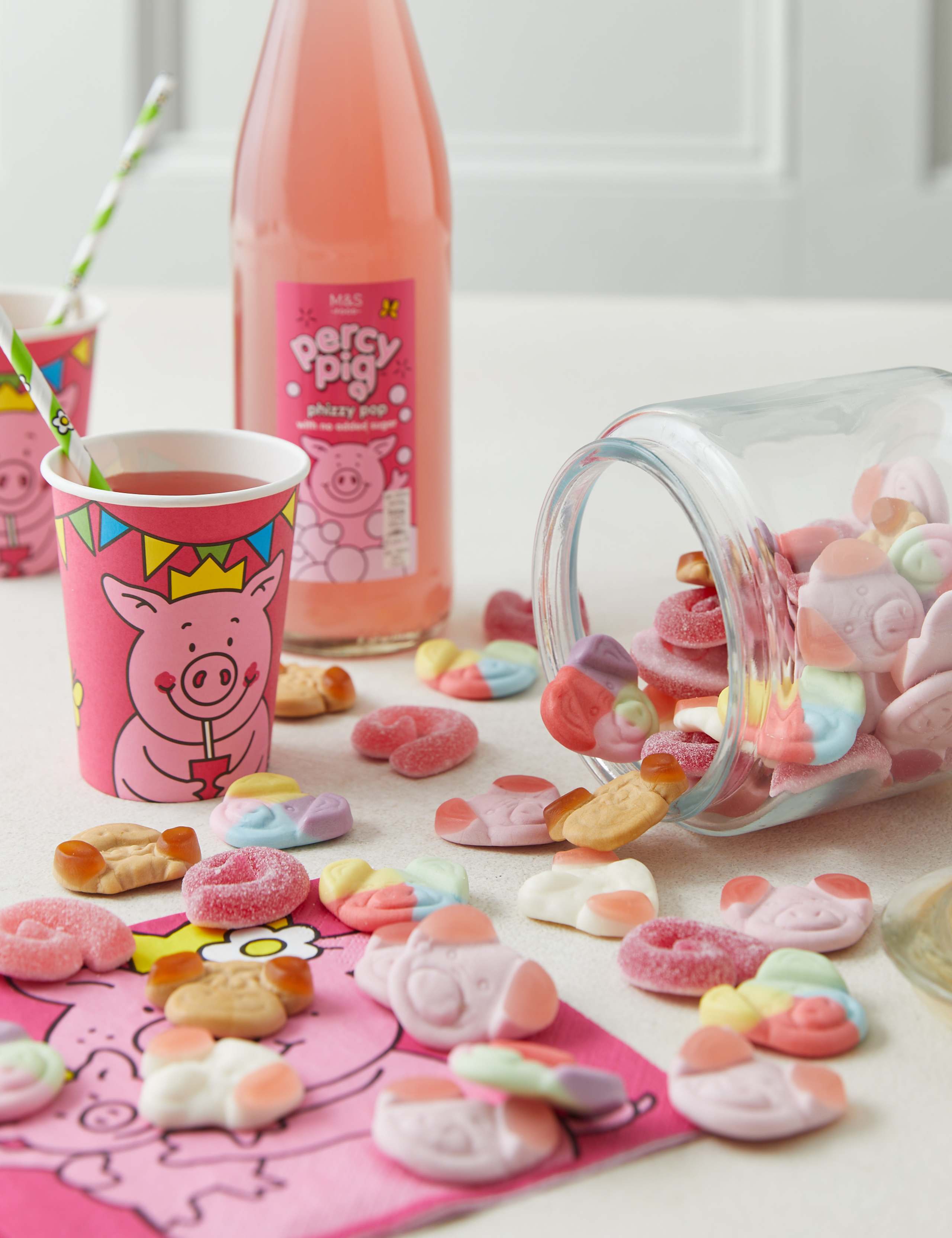 Percy Pig's Fabulous Goody Basket 2 of 5