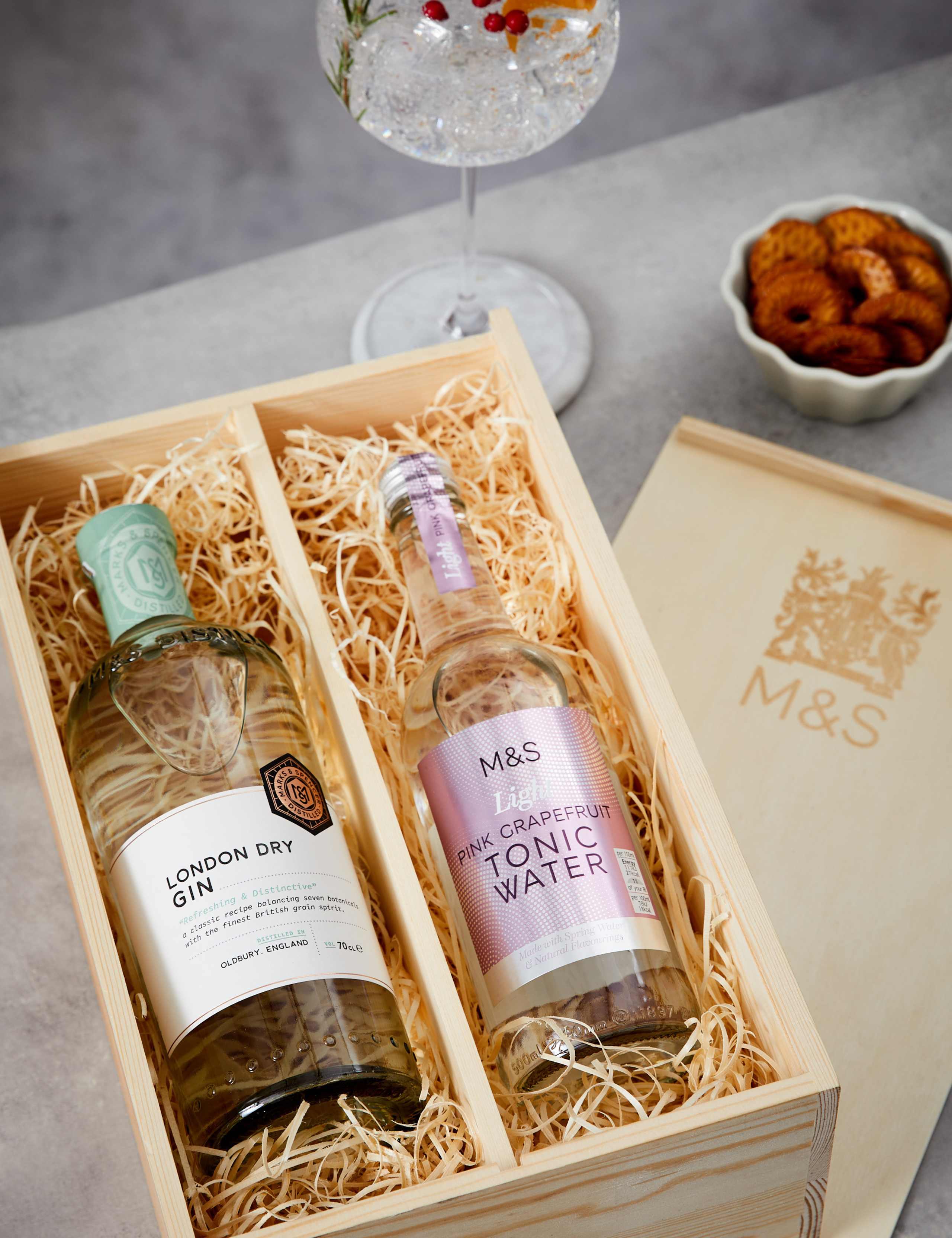 Gin Pairing & Nibbles Gift Set 1 of 2
