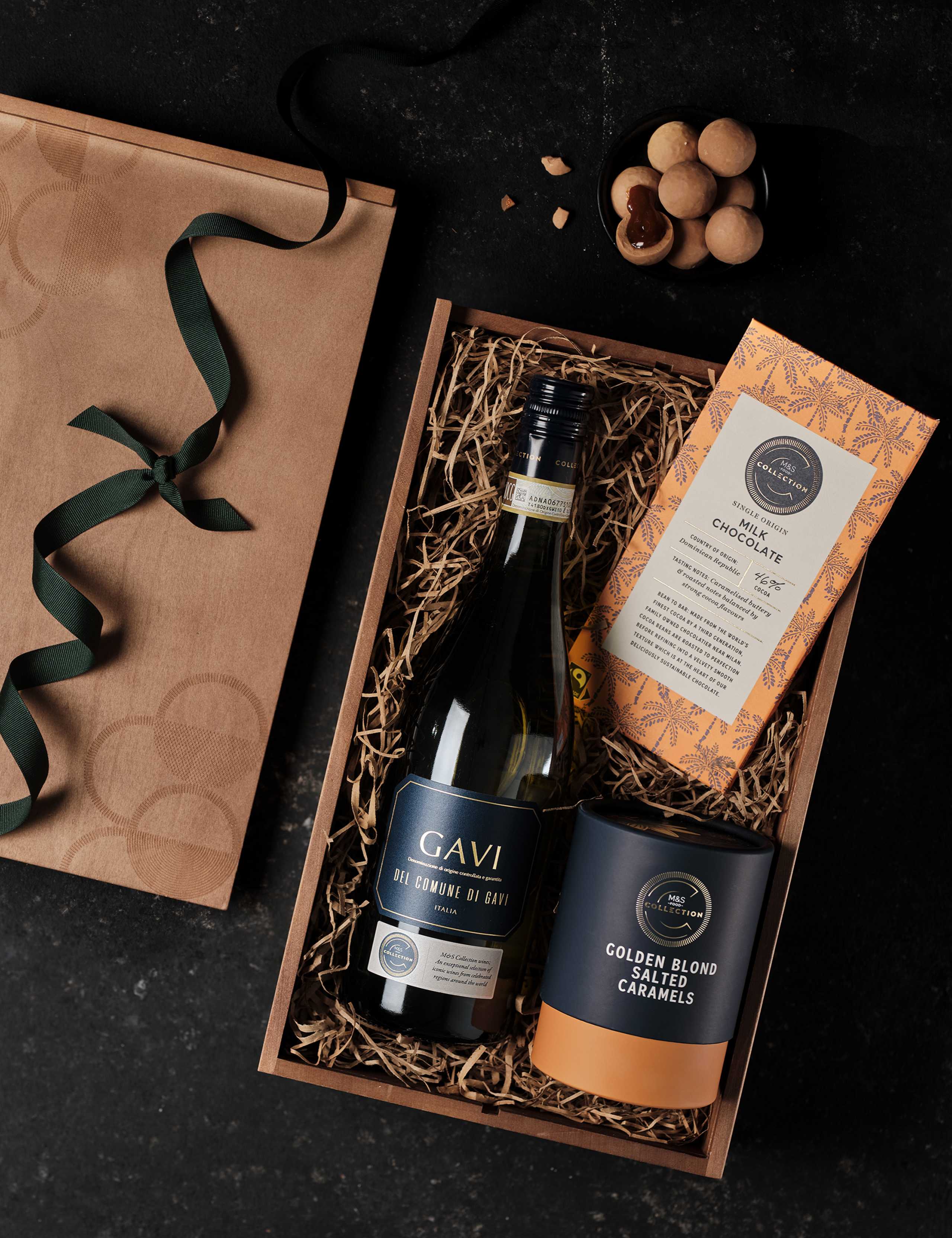 The White Wine & Chocolate Gift Box 3 of 4