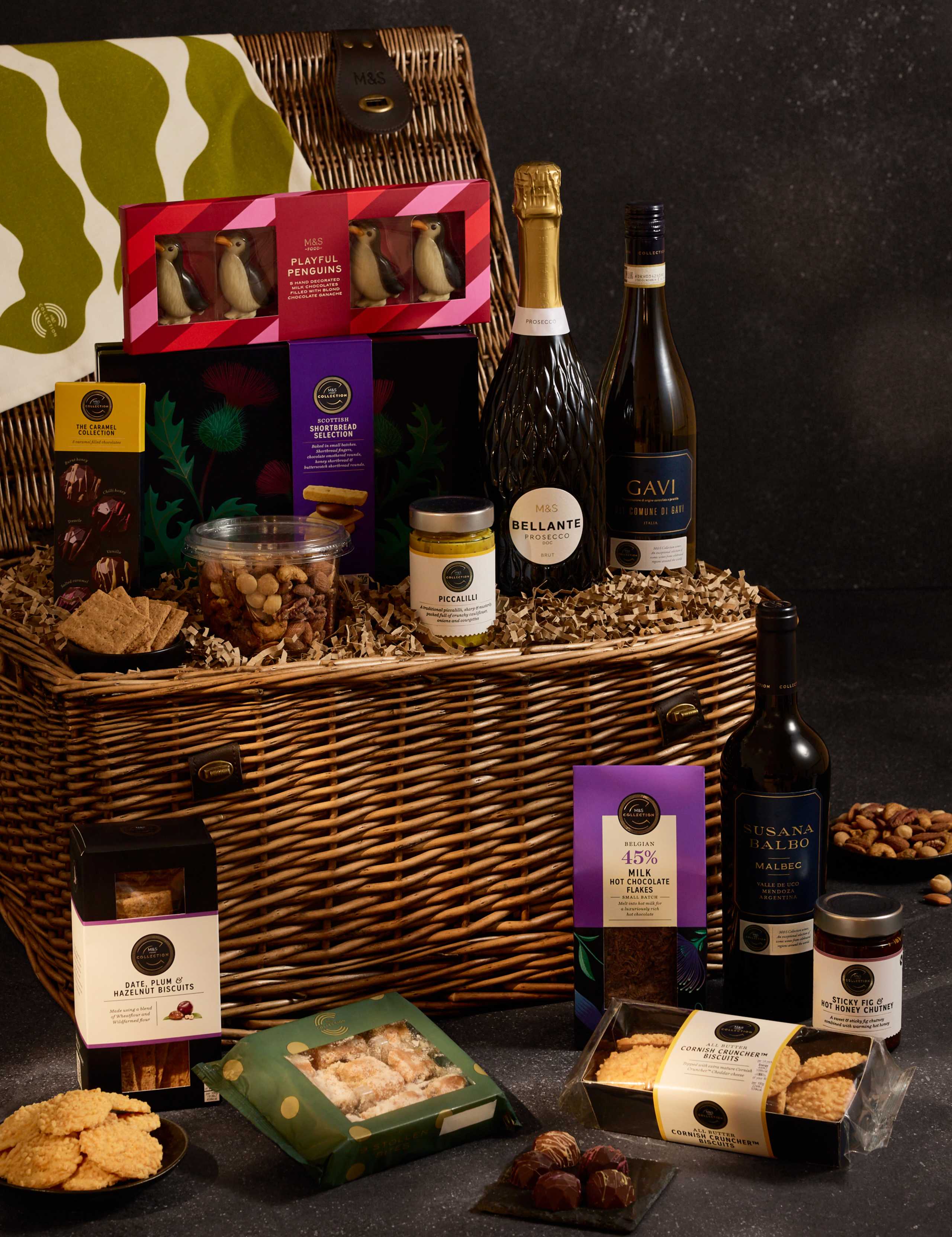 The Premium Collection Christmas Hamper 1 of 6