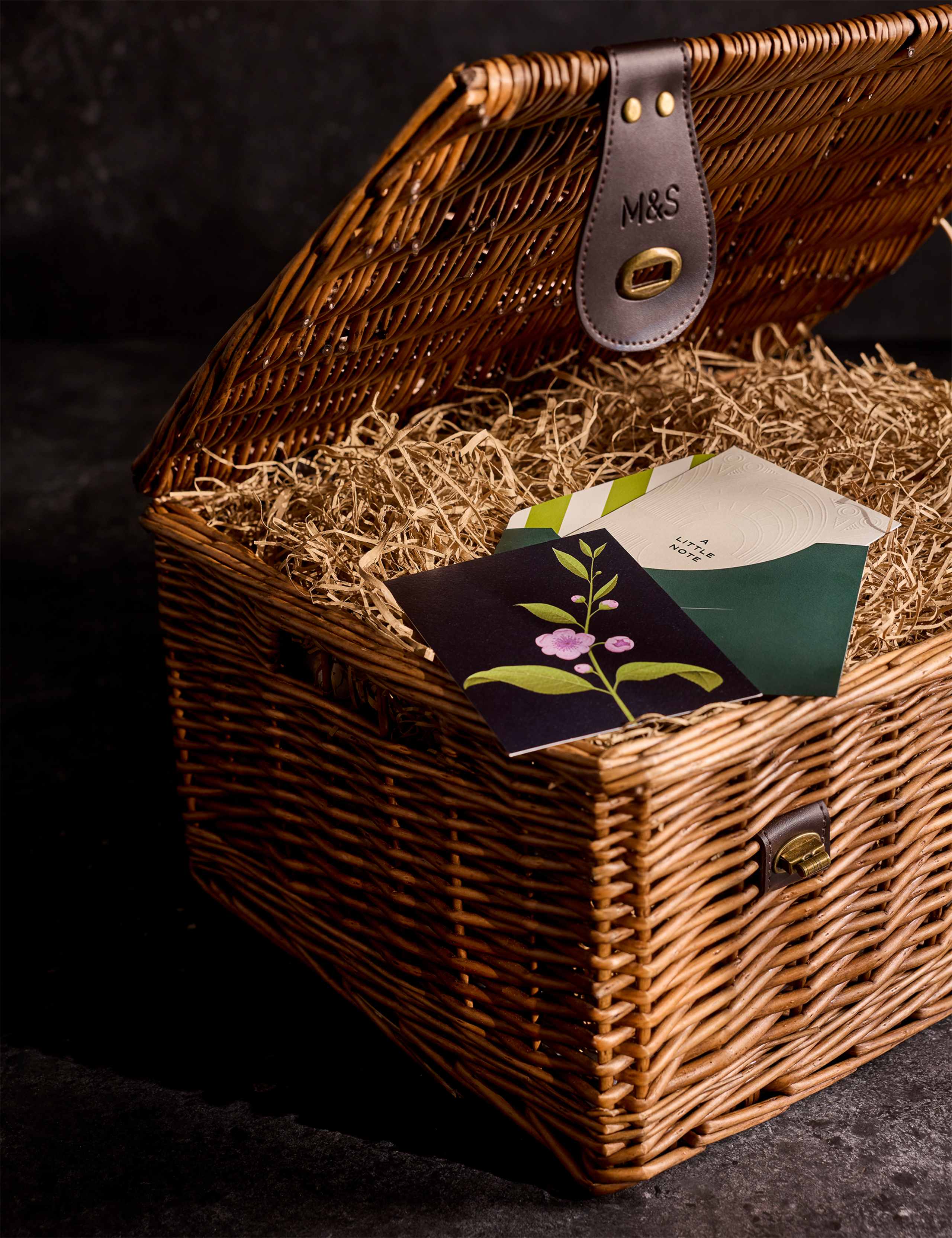The Magic of Christmas Hamper (Delivery from 8th November) 9 of 9