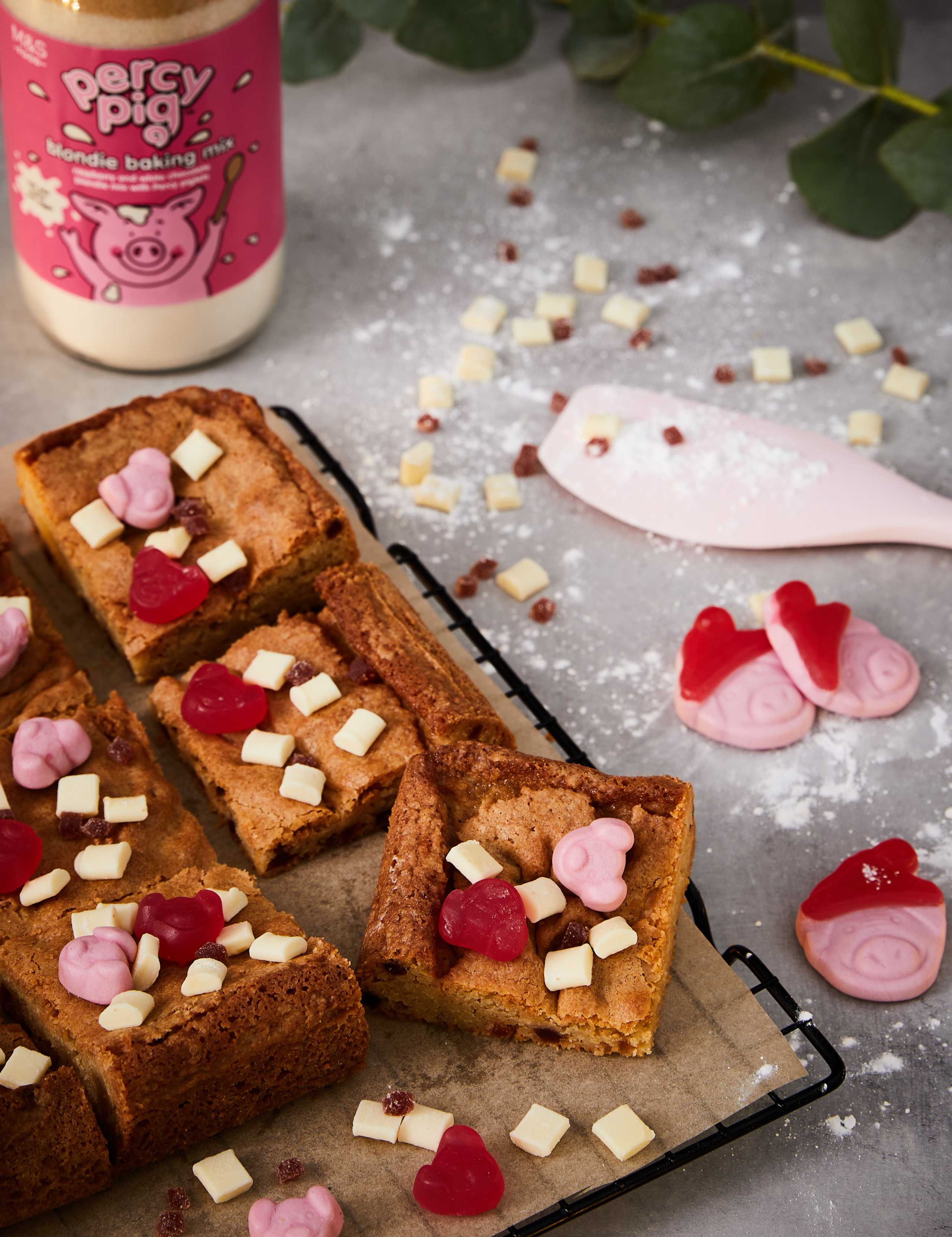 Percy Pig™ Christmas Gift 2 of 4