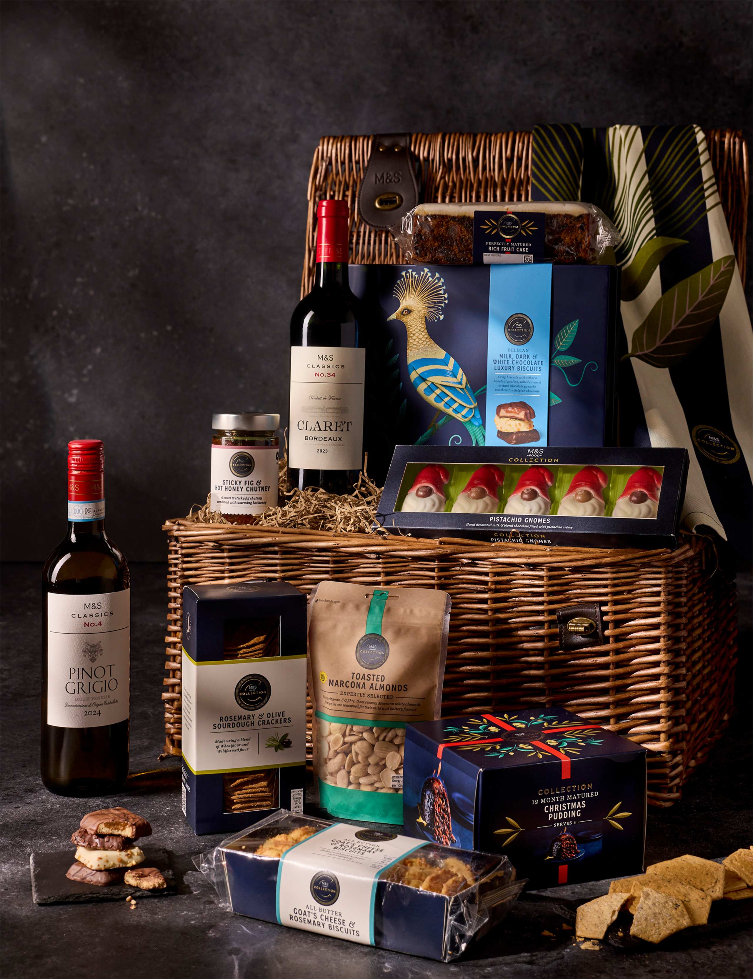 The Delights of Christmas Hamper 1 of 10