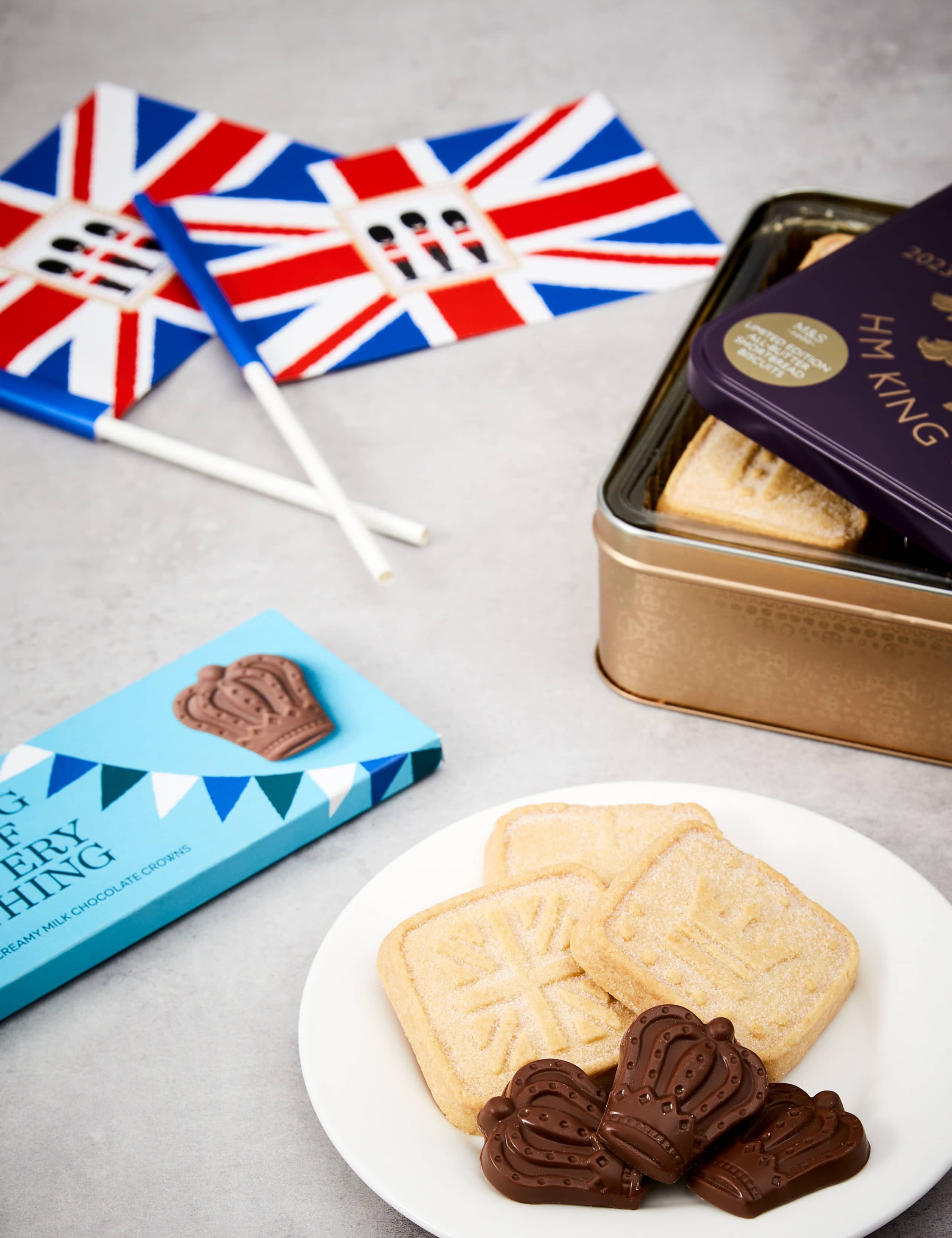 Coronation Celebration Hamper with Prosecco 3 of 5