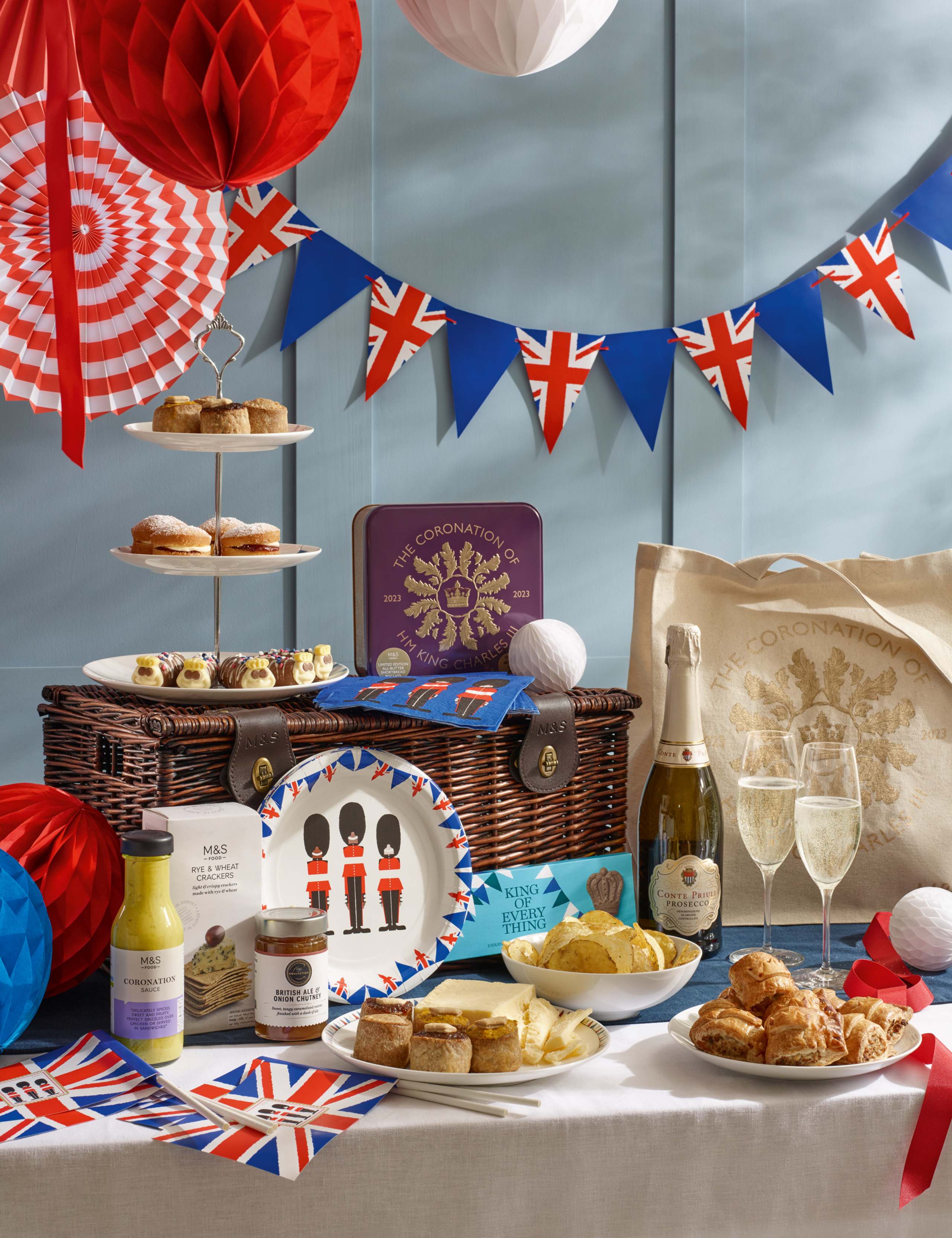 Coronation Celebration Hamper with Prosecco 5 of 5