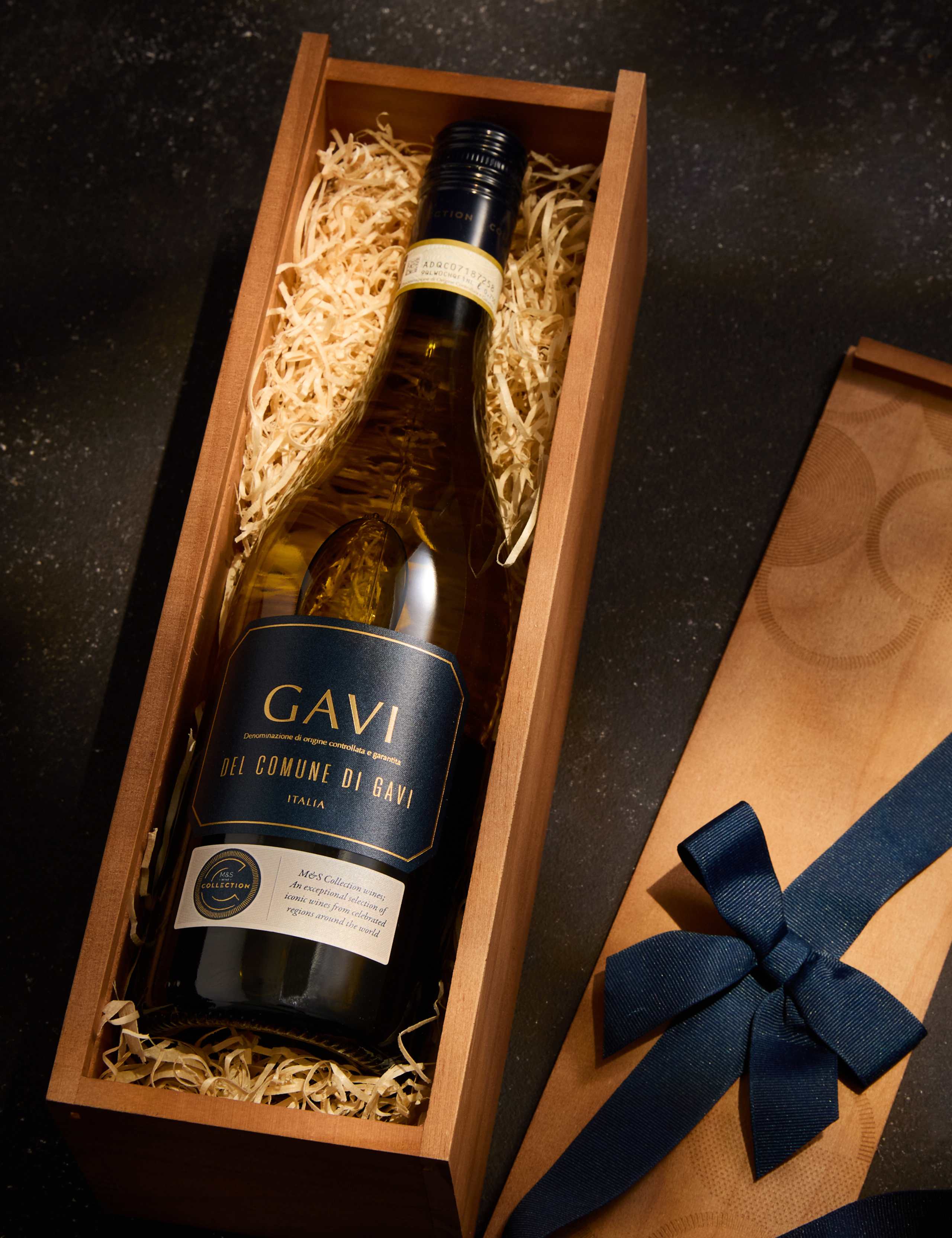 Gavi White Wine Gift 4 of 4