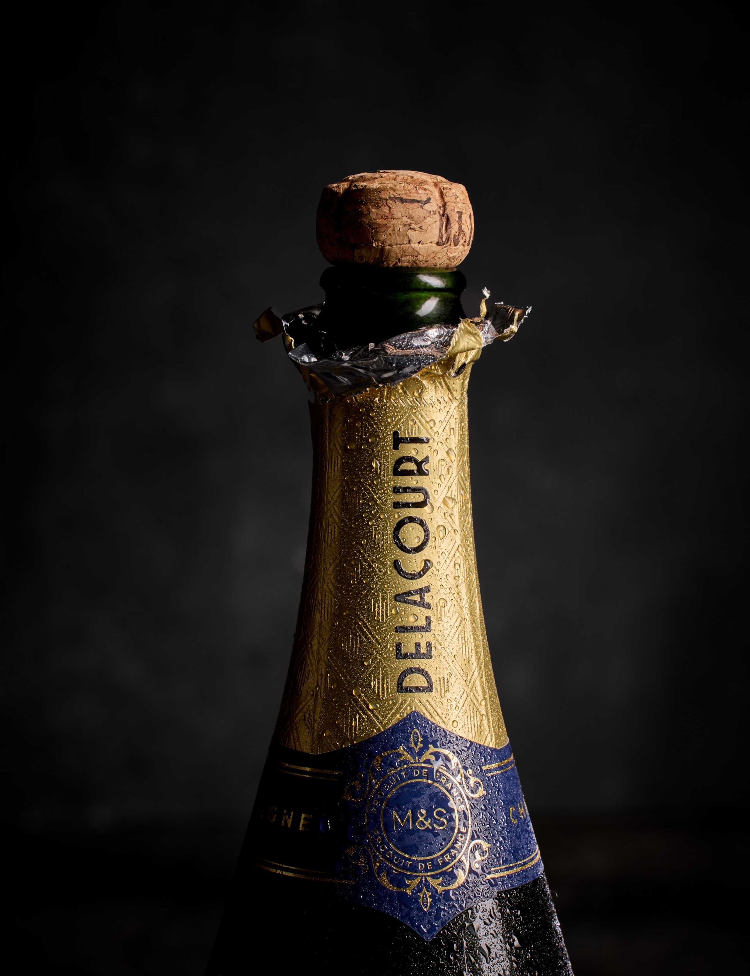 Delacourt Brut Champagne Gift 4 of 5