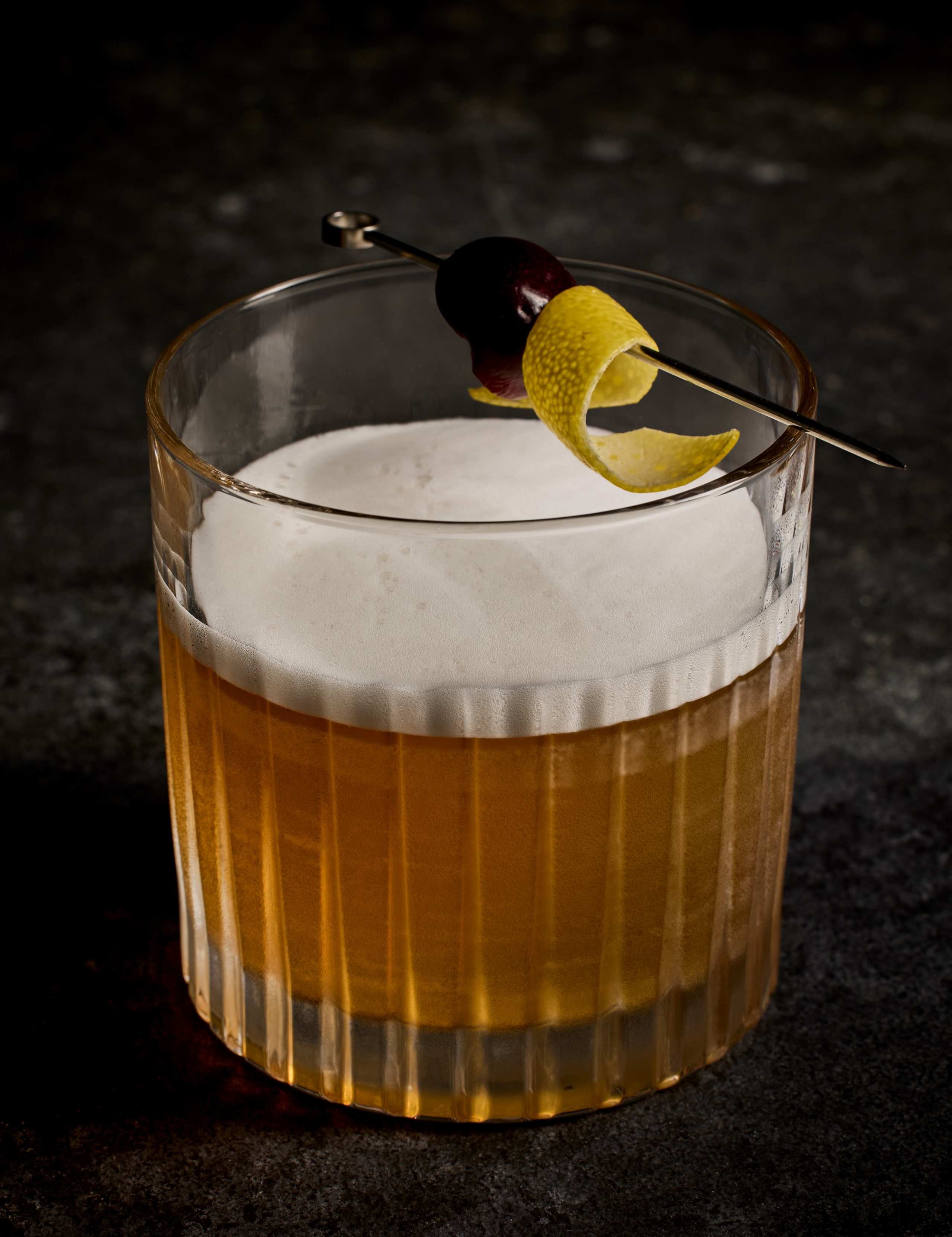 Marksologist Martini & Amaretto Cocktail Duo Gift 4 of 4