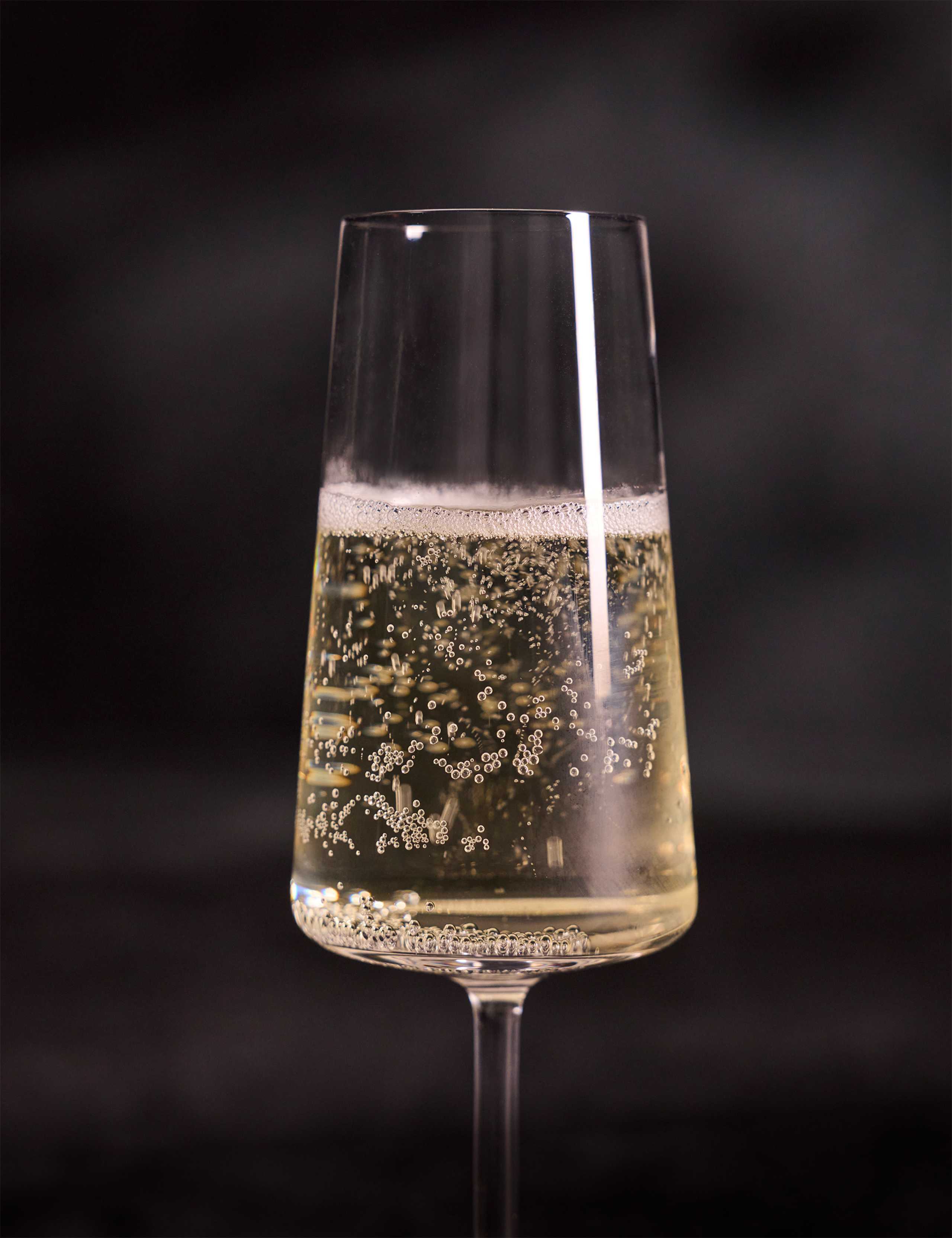 The Fizzero & Chocolate Alcohol-Free Gift Box 2 of 5