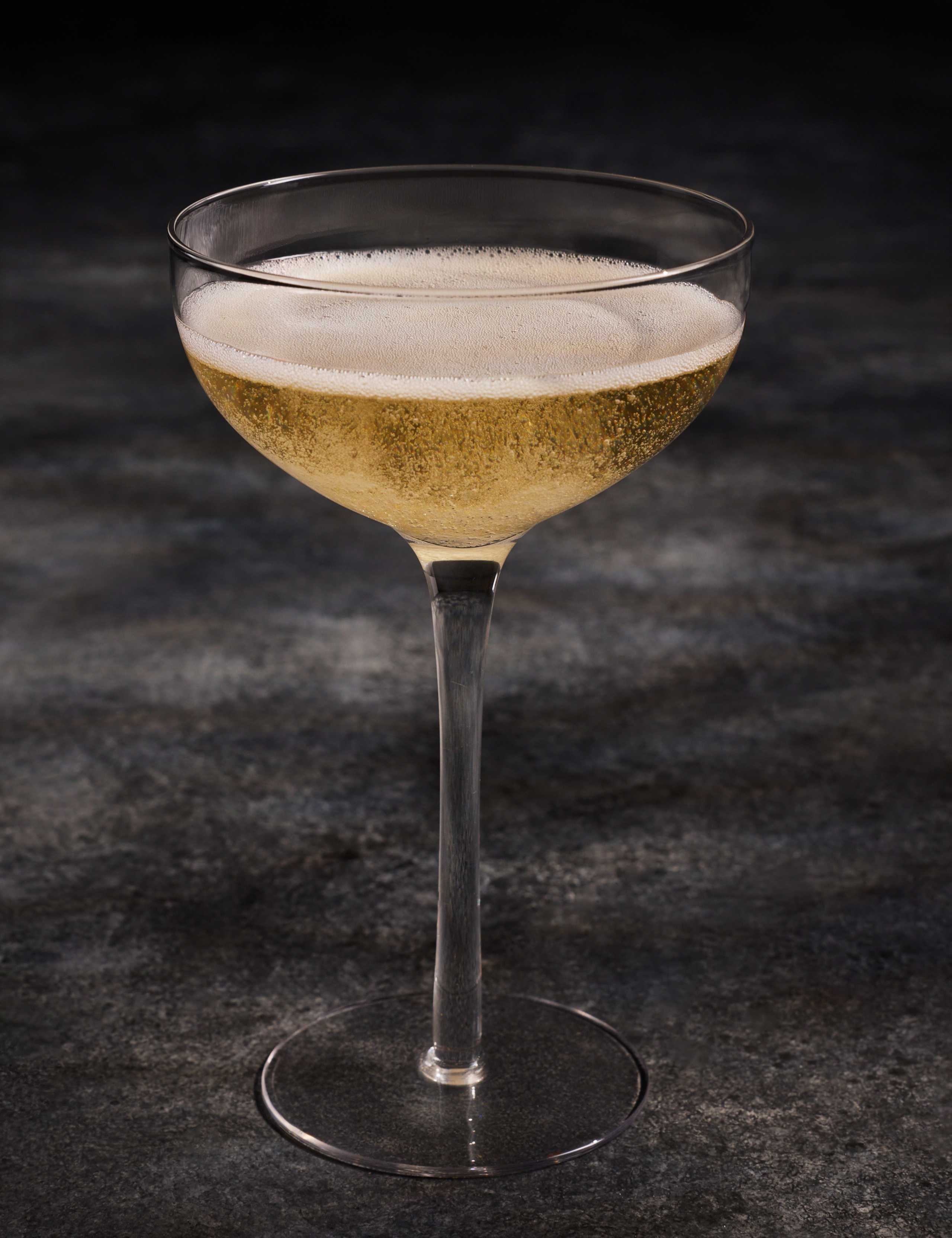 Classics Sparkling & Rosé Wine Duo Gift 5 of 5