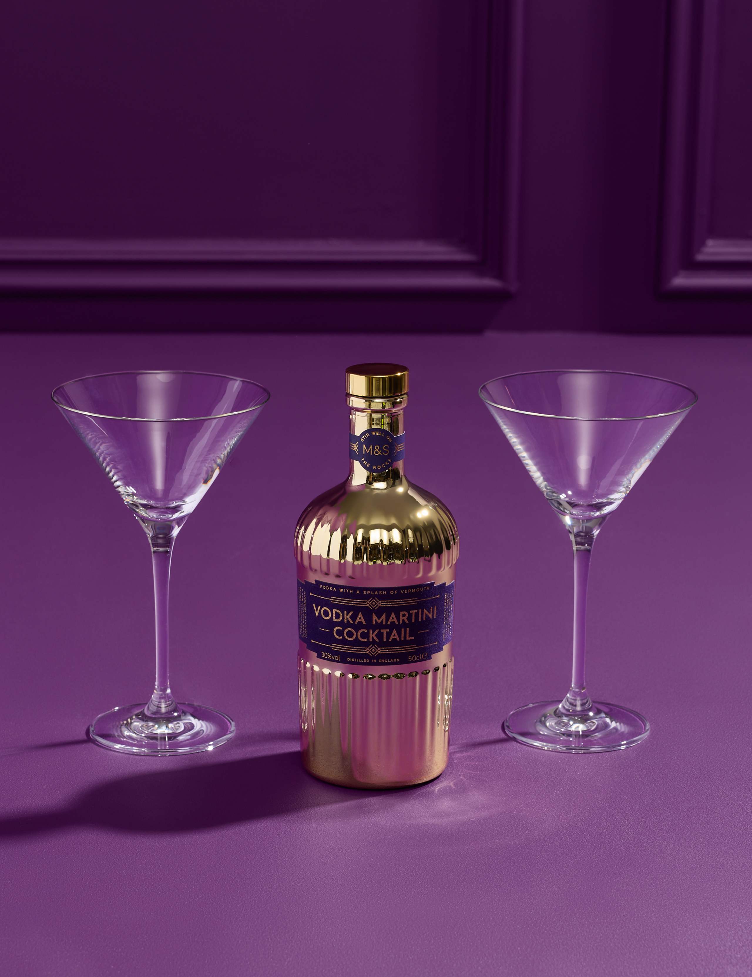 The Dame Joan Collins Vodka Martini Gift 3 of 4