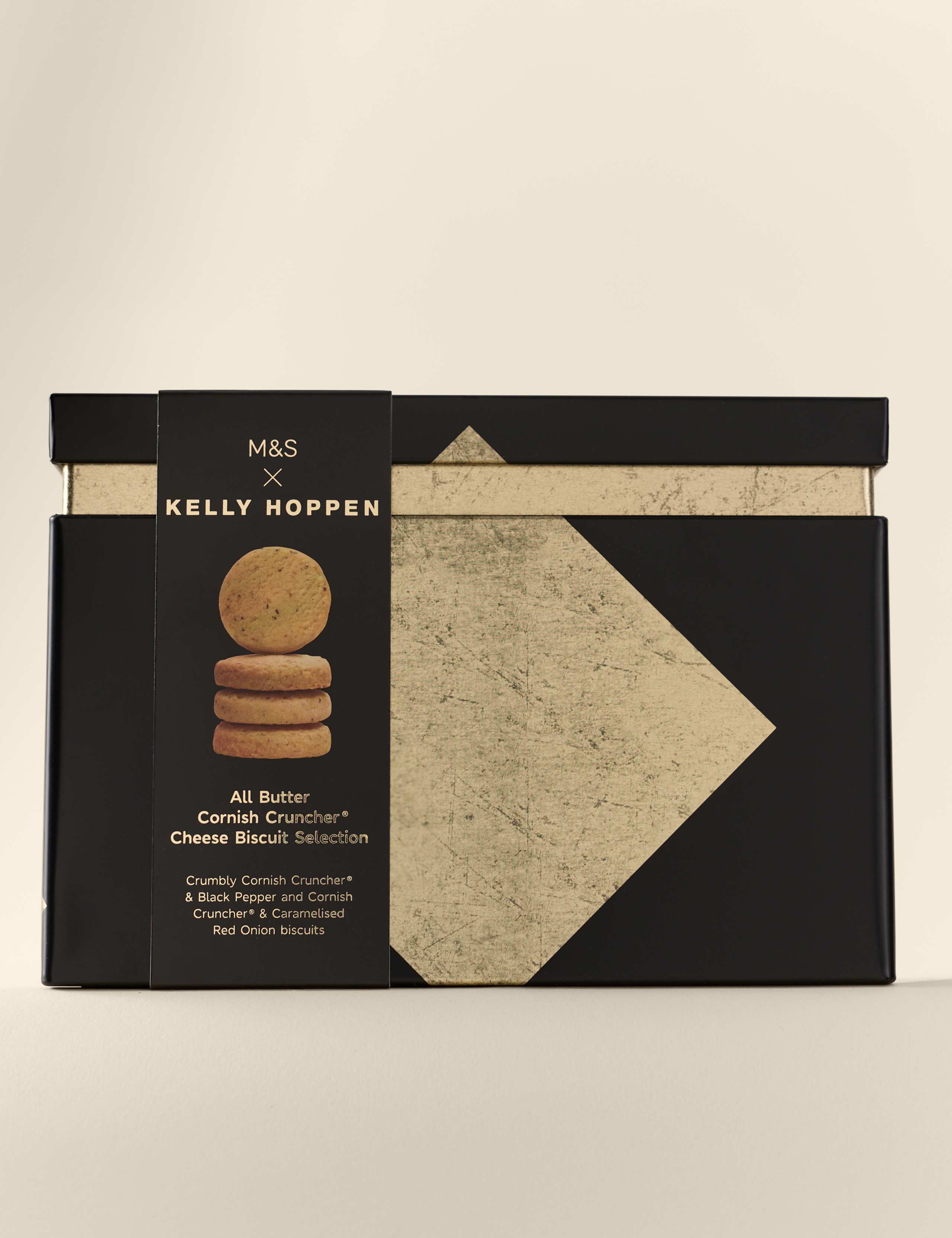 The Kelly Hoppen Christmas Hamper 5 of 8