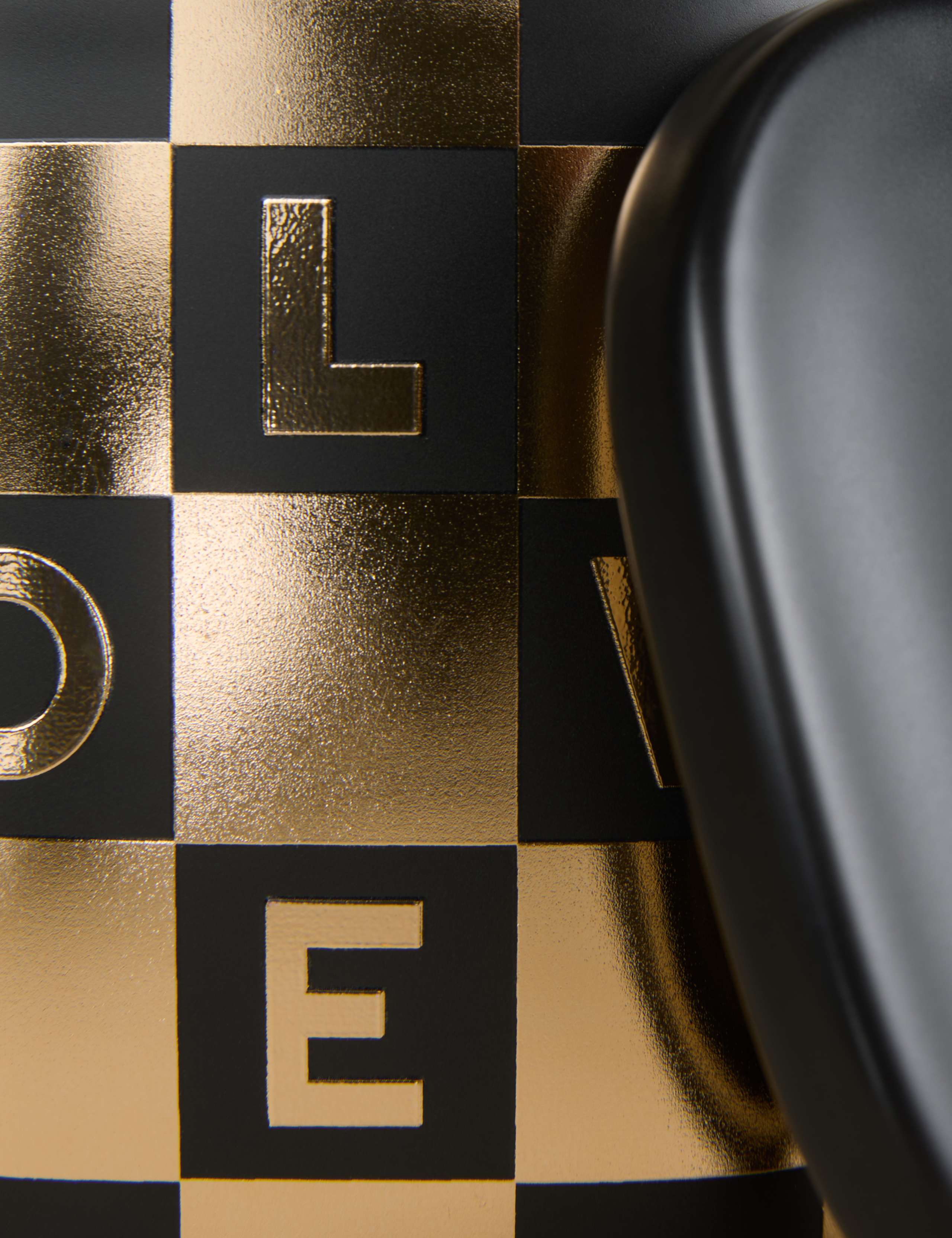 The Kelly Hoppen Christmas Hamper 7 of 8